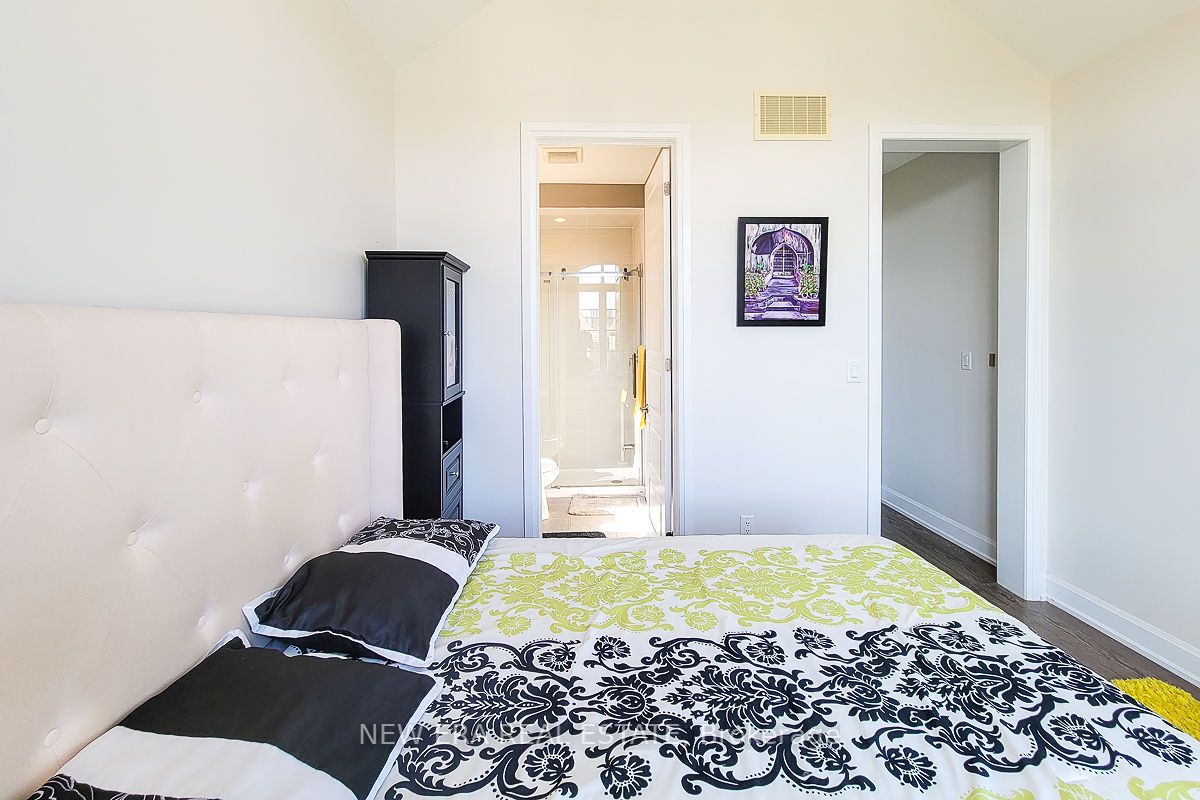 3337 Mintwood Circle