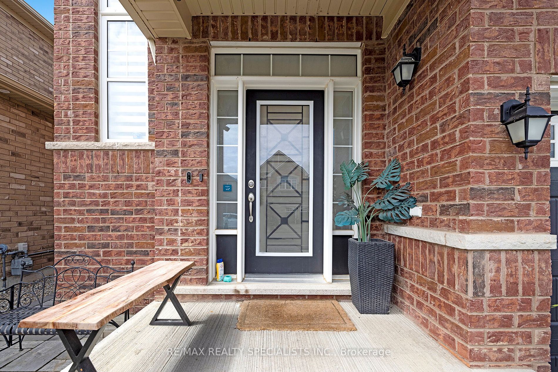 32 Jemima Rd