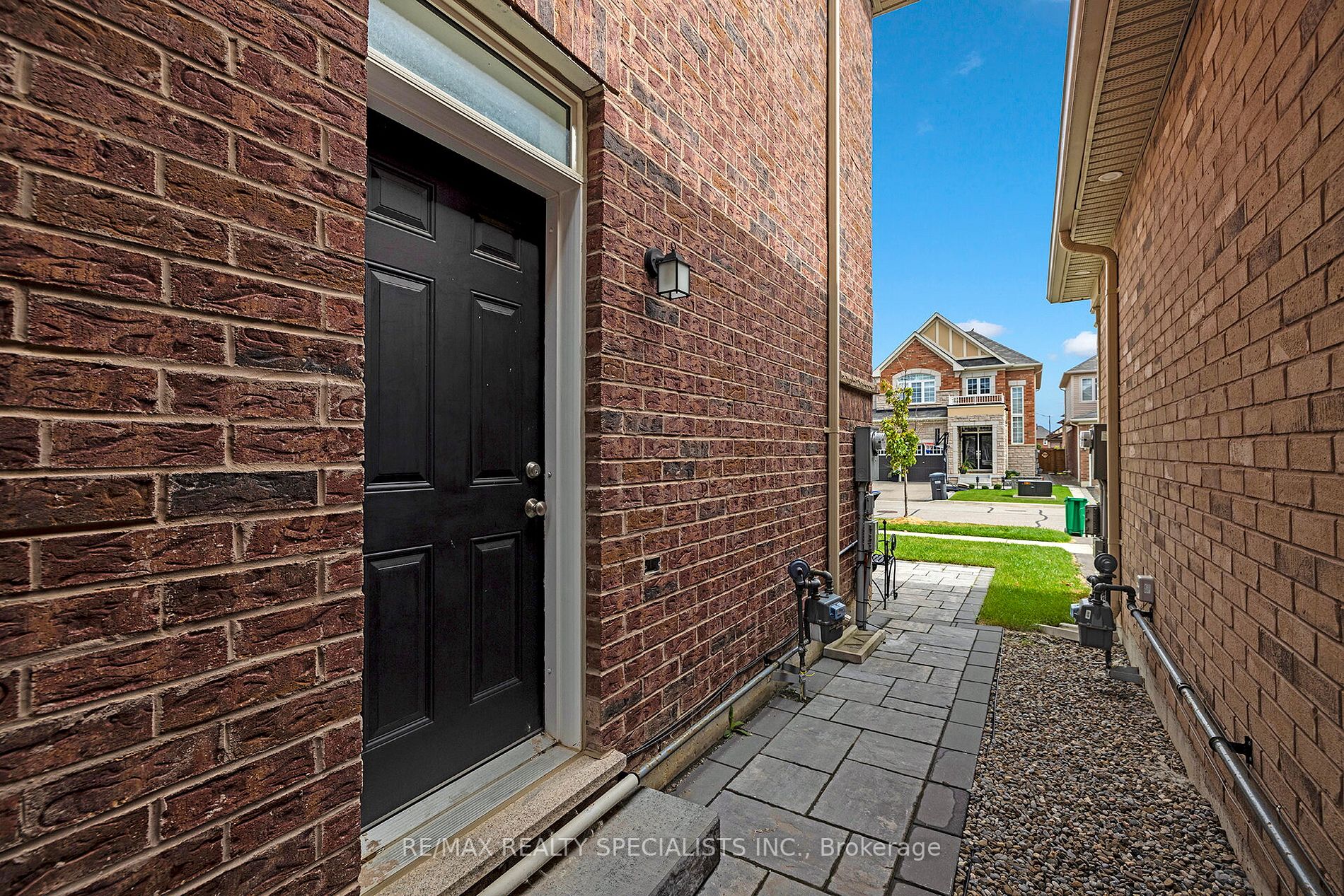 32 Jemima Road