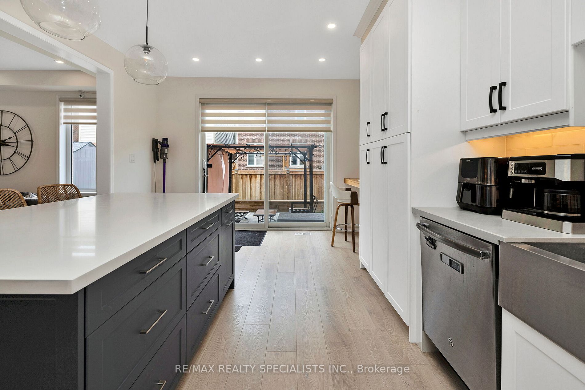 32 Jemima Road