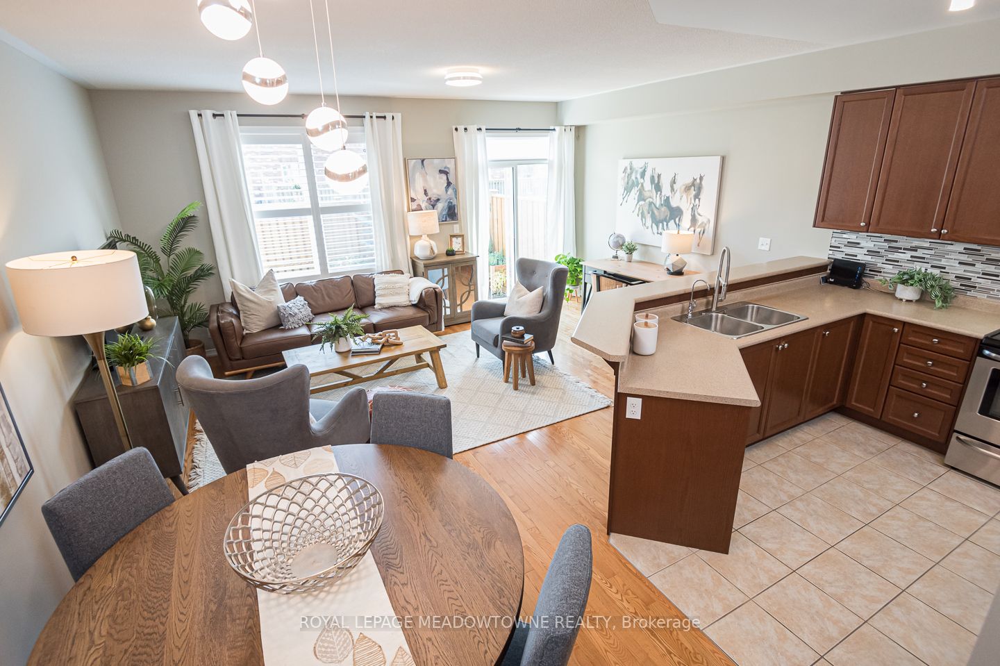 651 Farmstead Dr, #39