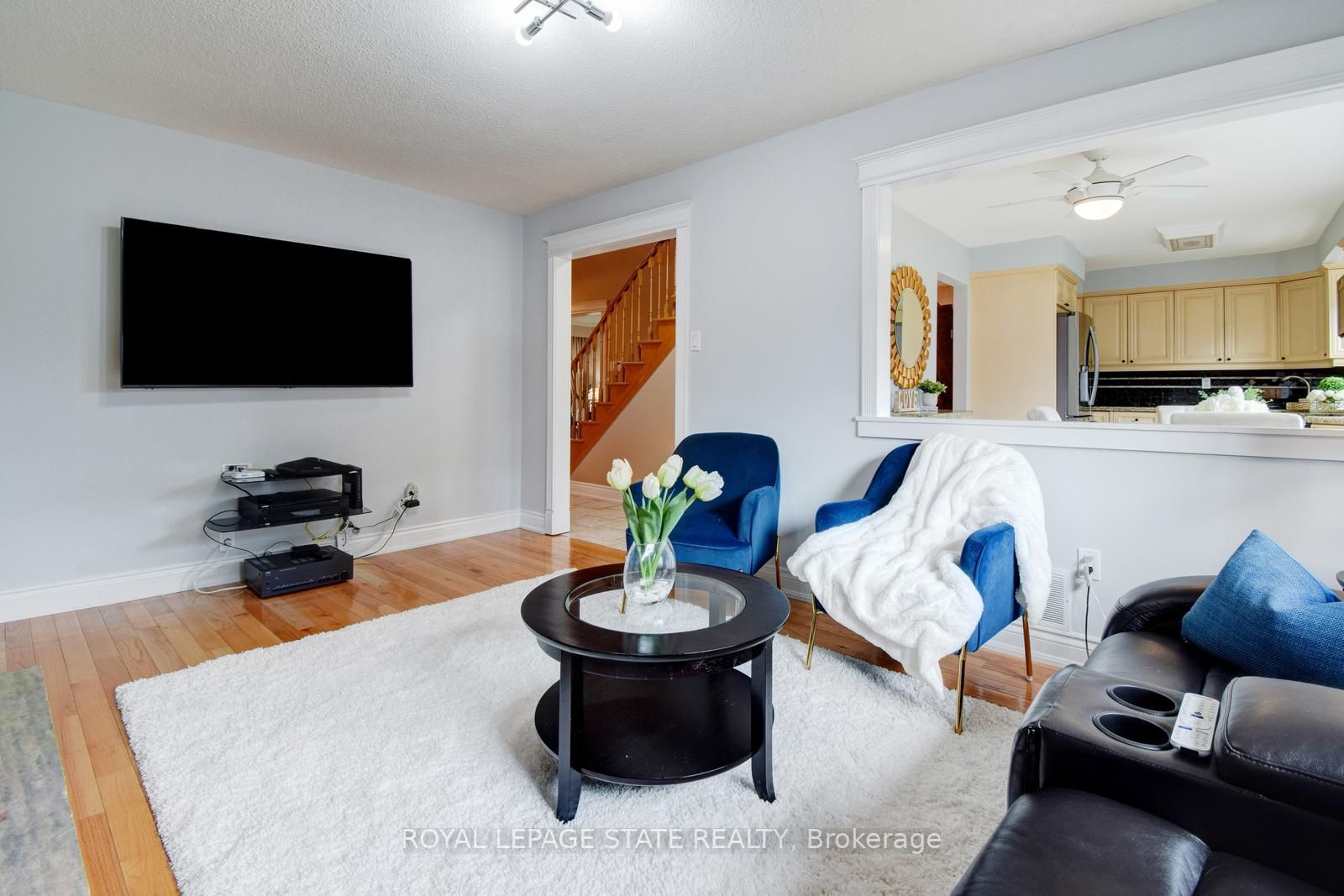 2252 Abbotsbury St
