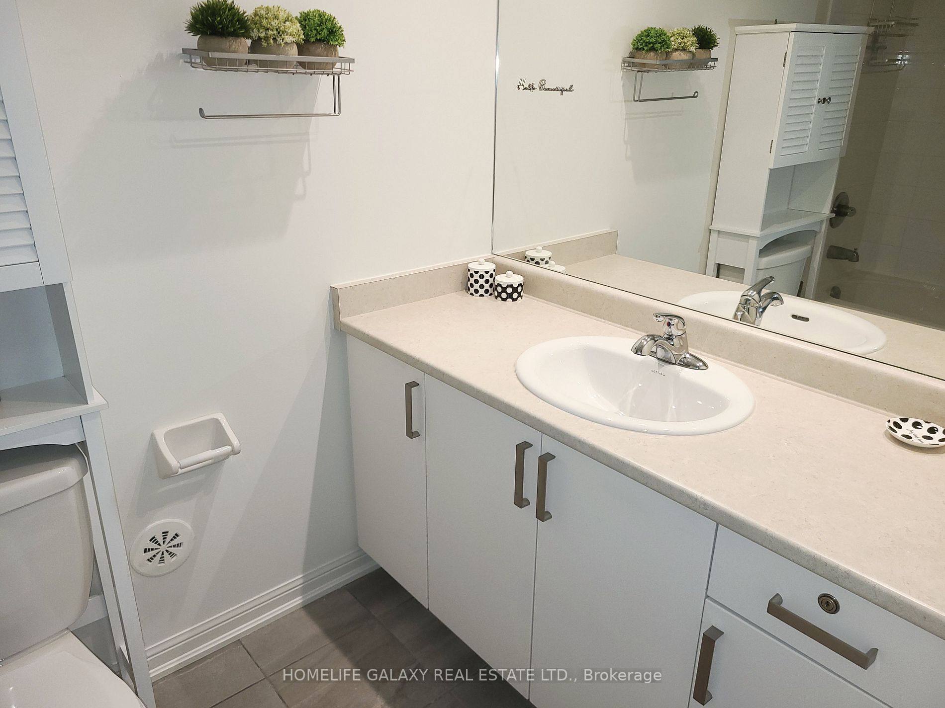 1 Beckenrose Court, #108