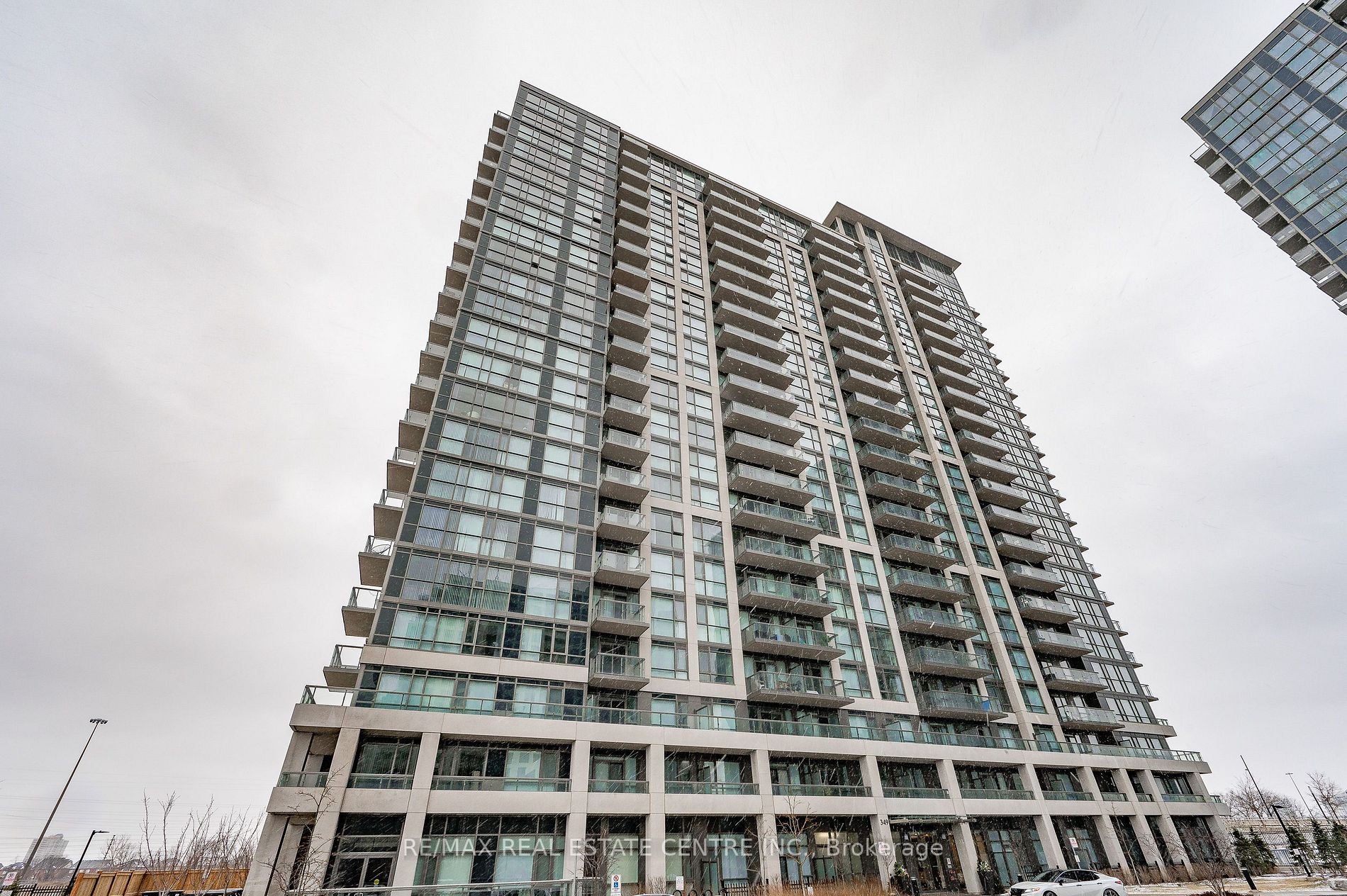 349 Rathburn Rd W, #803