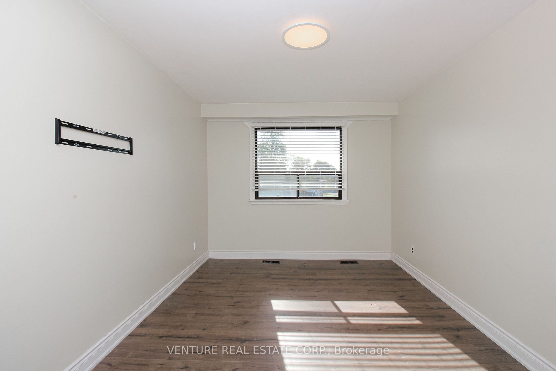 18 Brancaster Court