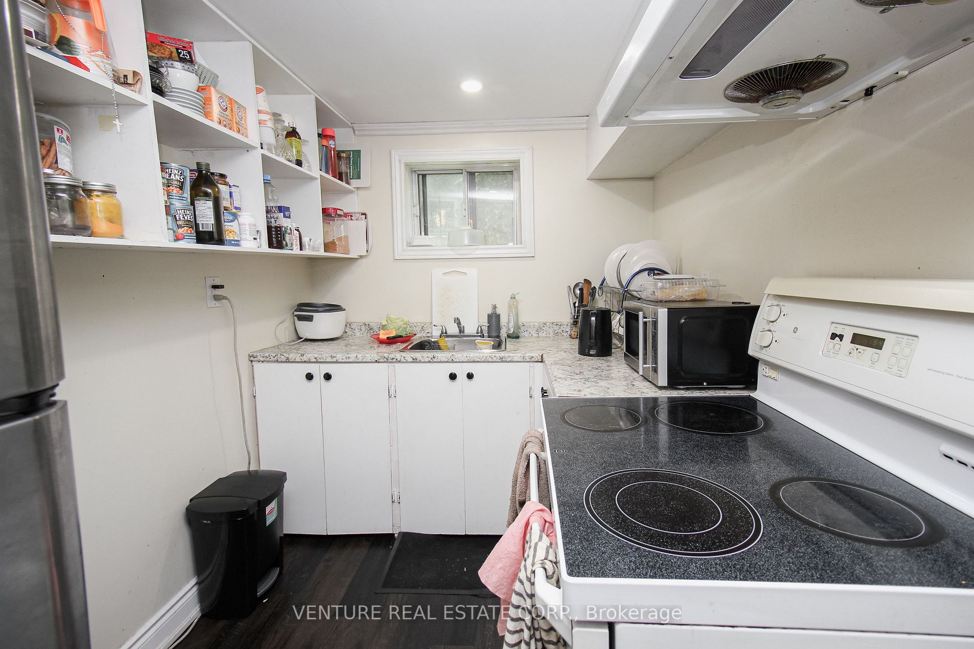 18 Brancaster Court