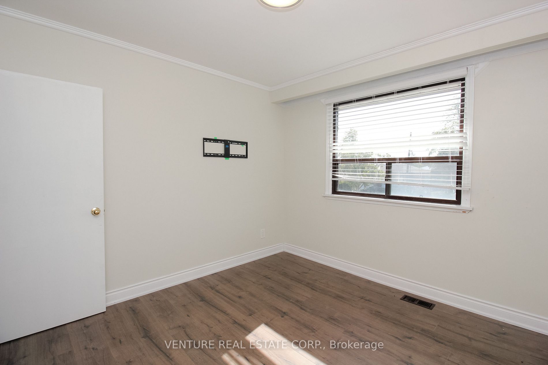 18 Brancaster Court