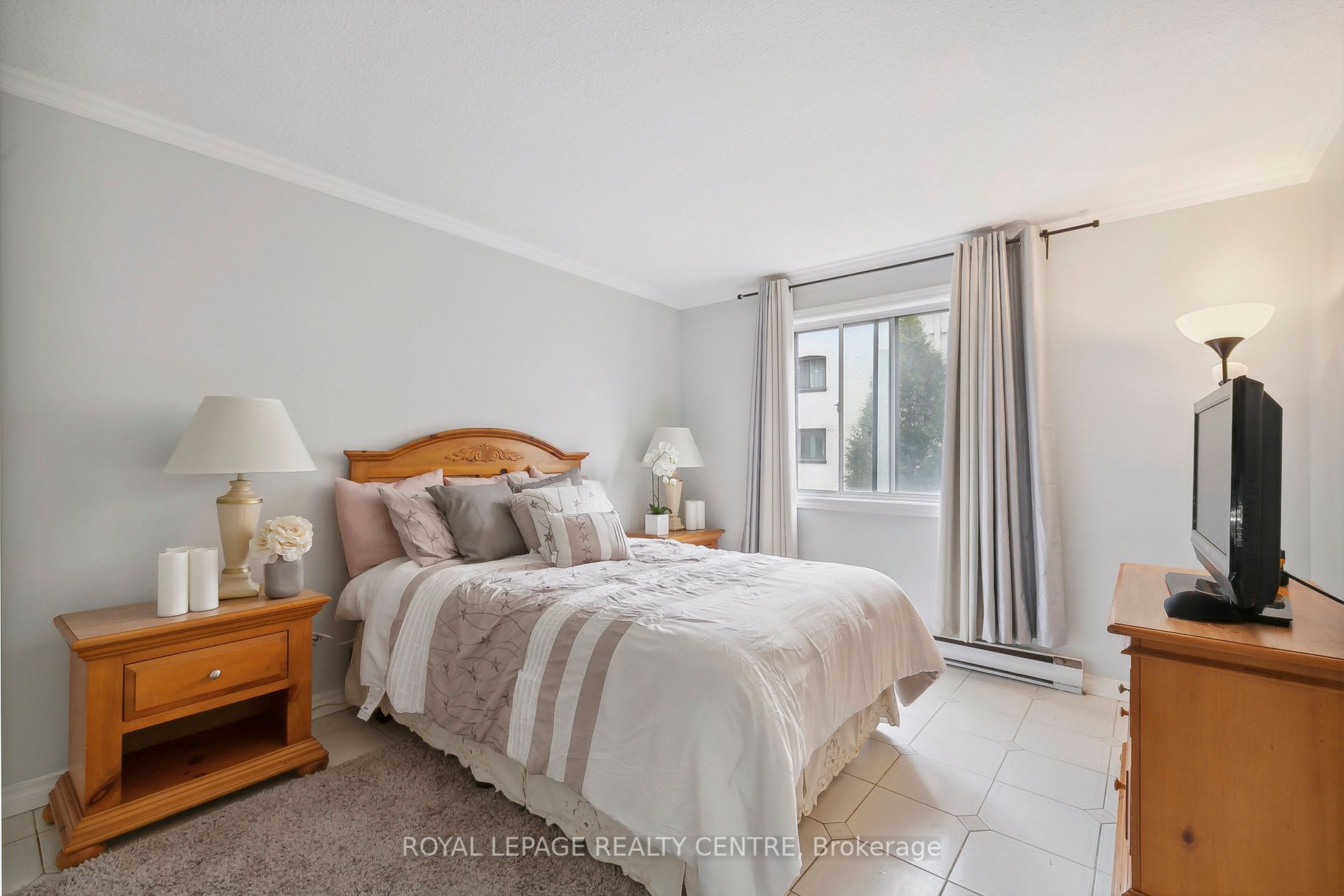 1066 Falgarwood Dr, #152