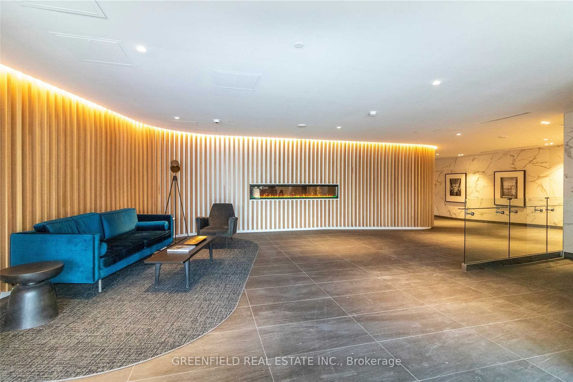 160 Flemington Rd, #326