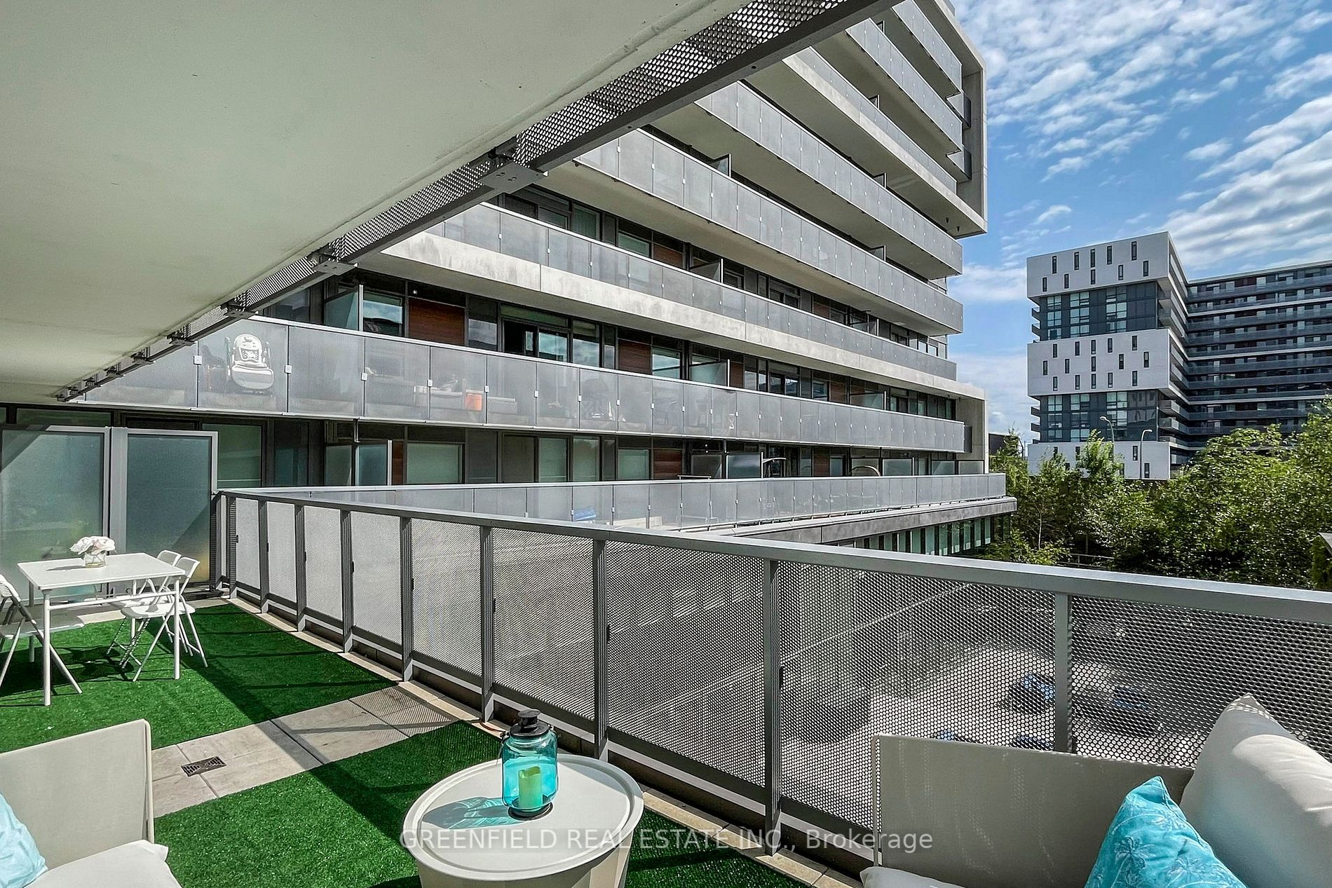 160 Flemington Rd, #326