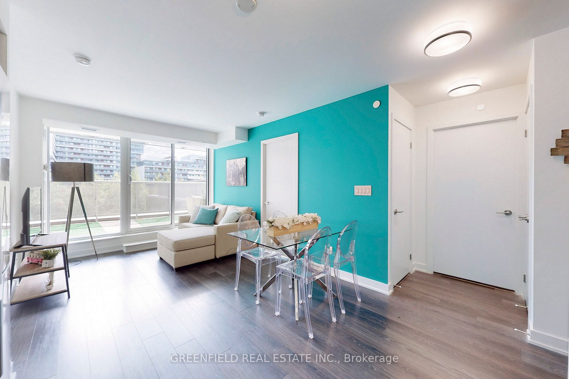160 Flemington Rd, #326