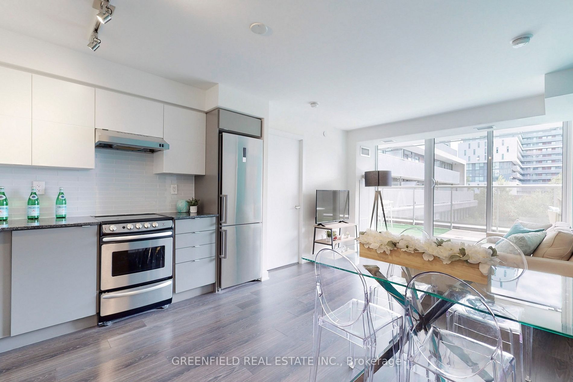 160 Flemington Rd, #326
