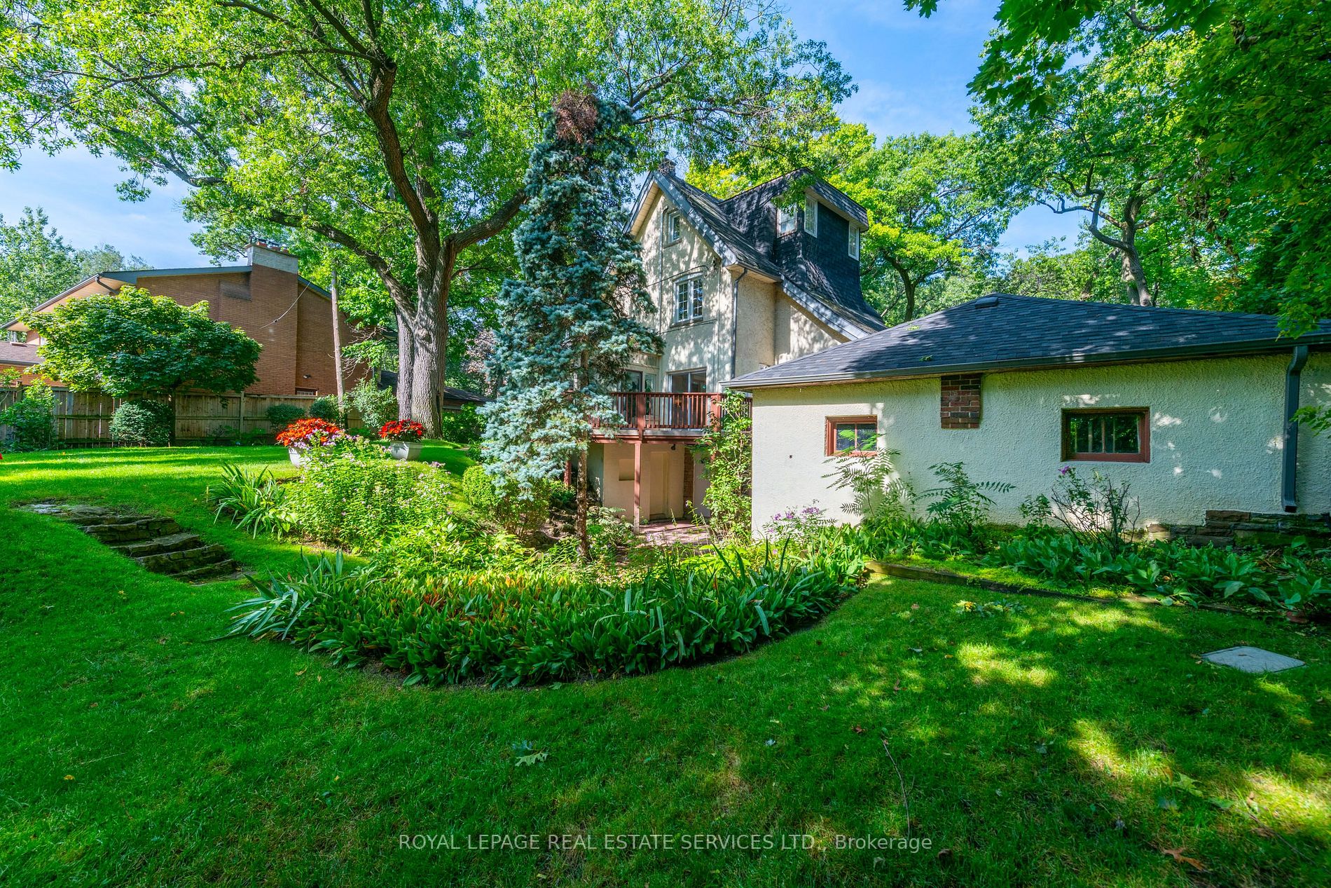 45 Baby Point Cres