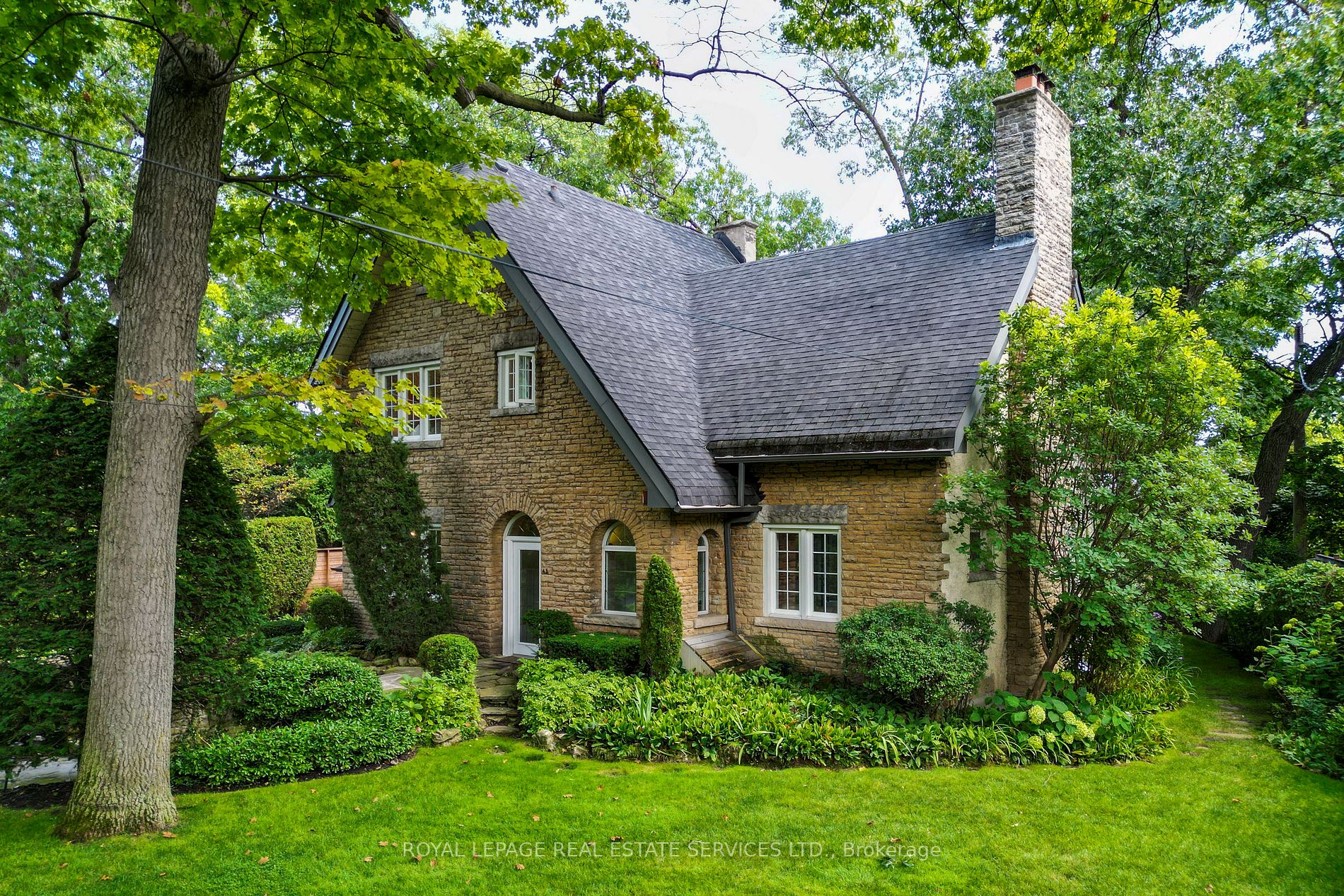 45 Baby Point Cres
