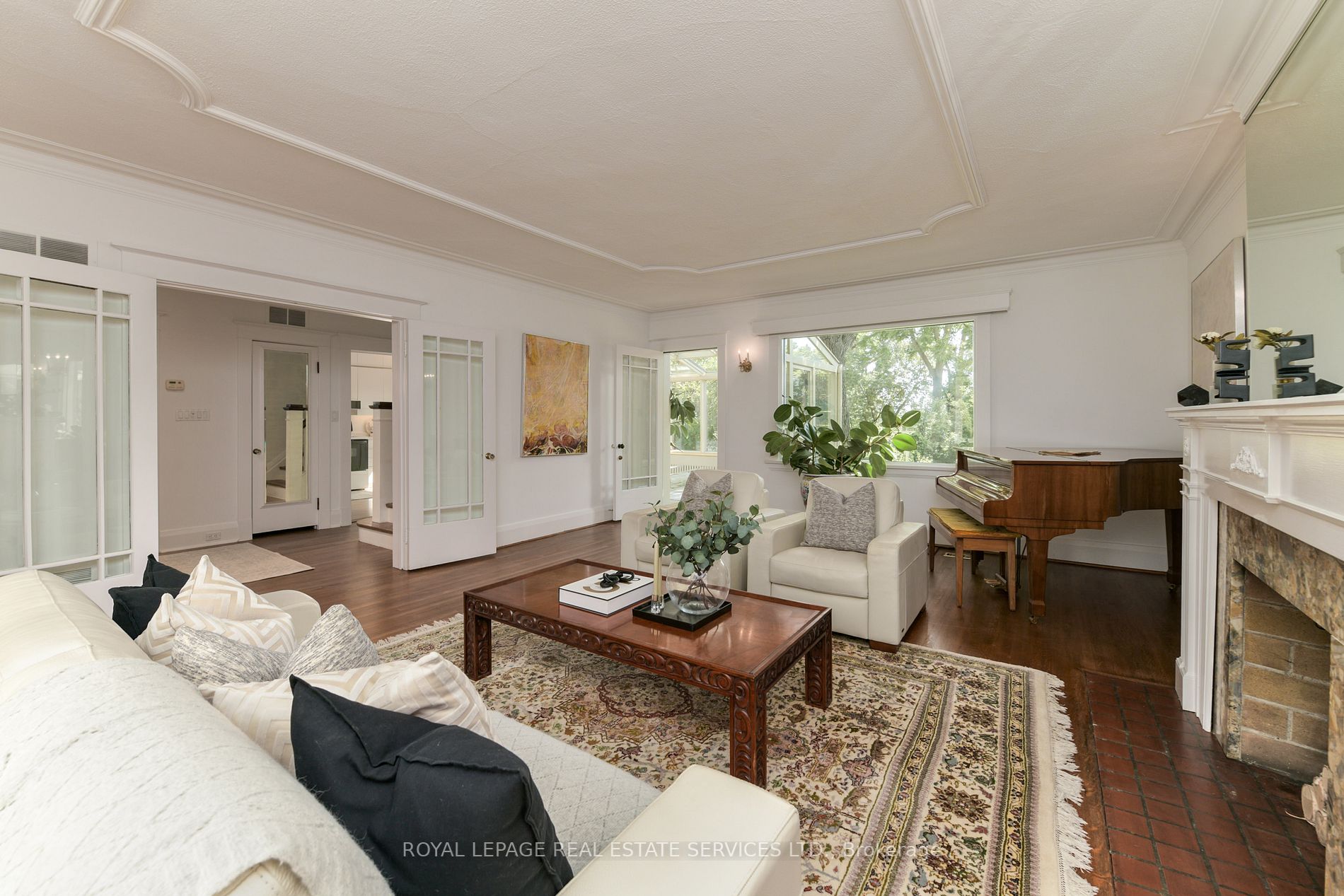 45 Baby Point Cres