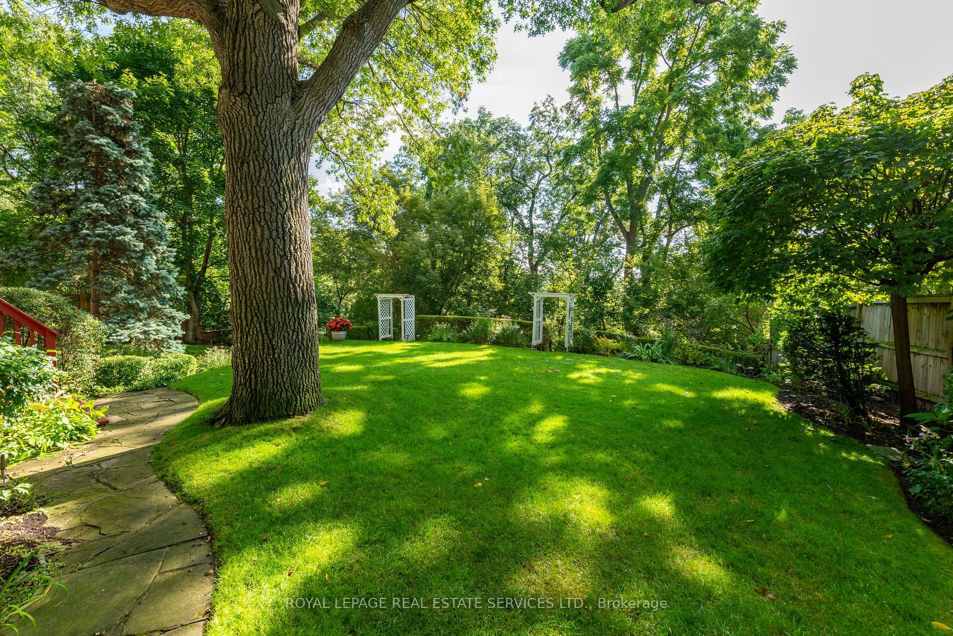 45 Baby Point Cres