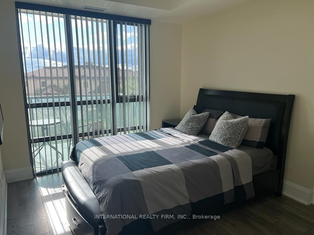45 Yorkland Boulevard, #201