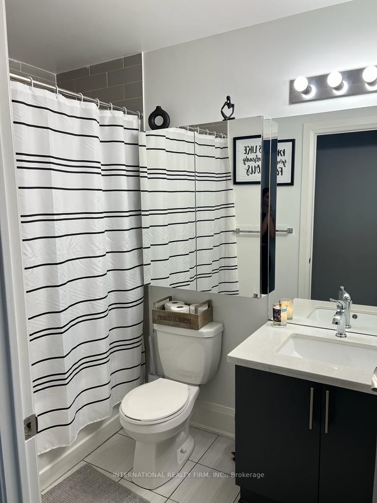 45 Yorkland Boulevard, #201