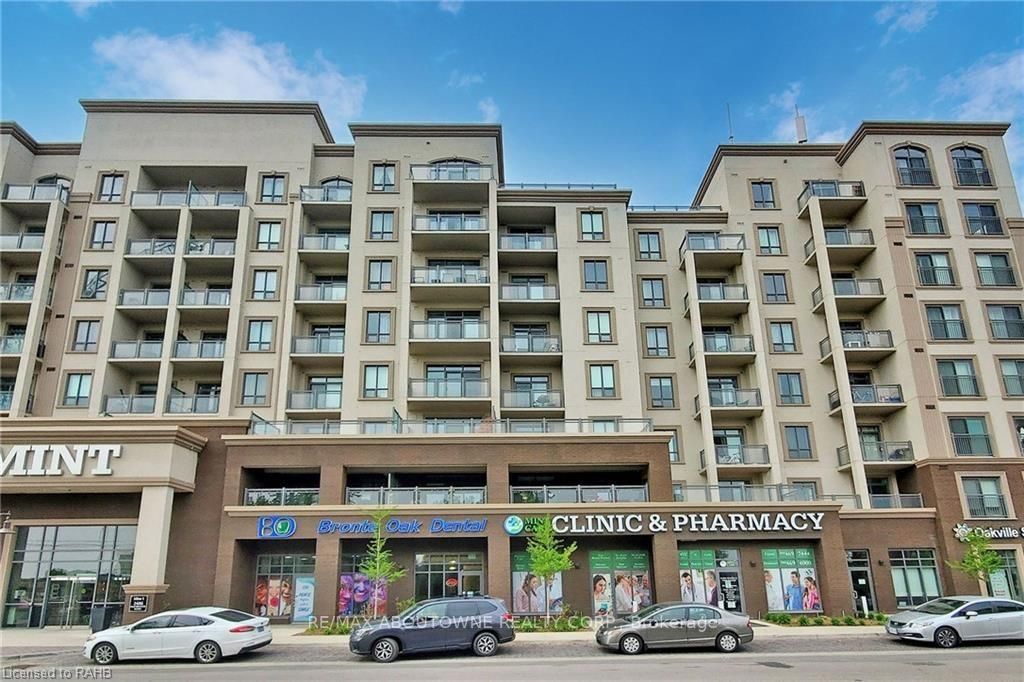 2486 Old Bronte Rd, #318