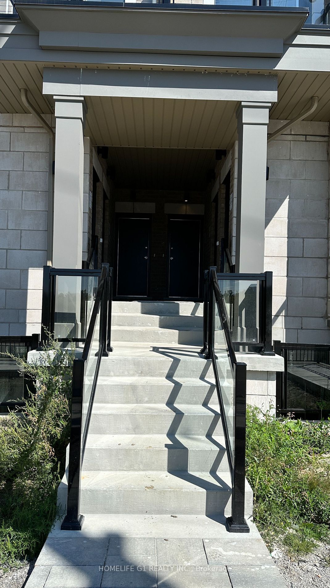 30 Halliford Pl, #213