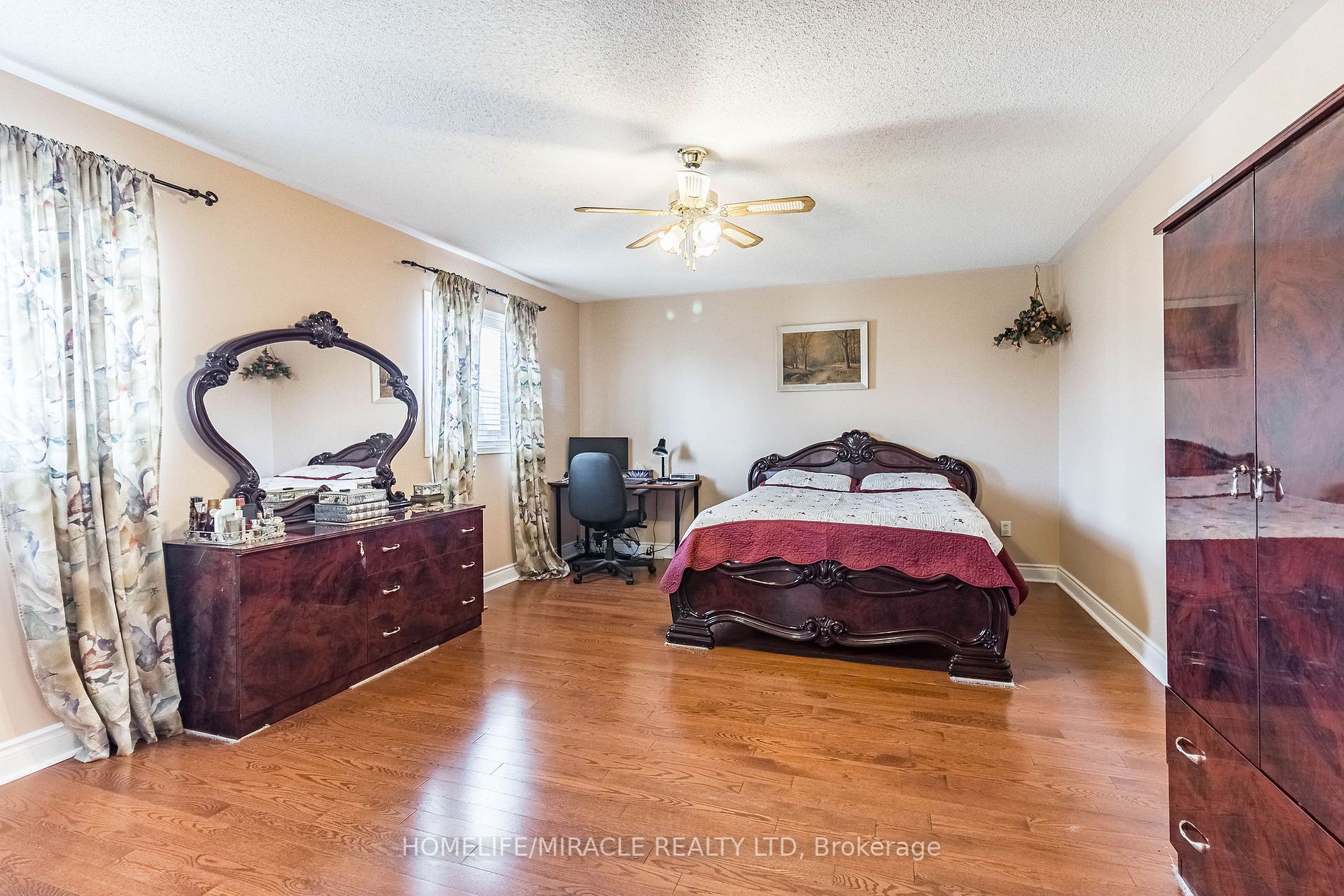 181 Brisdale Dr
