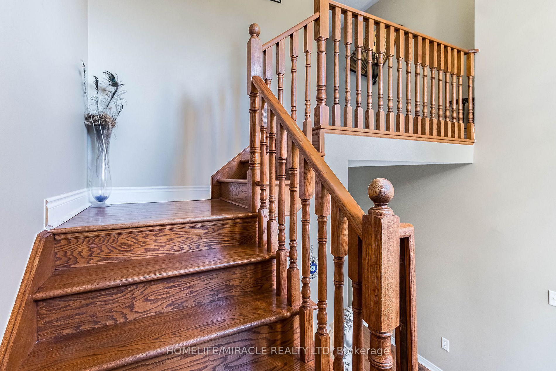 181 Brisdale Dr