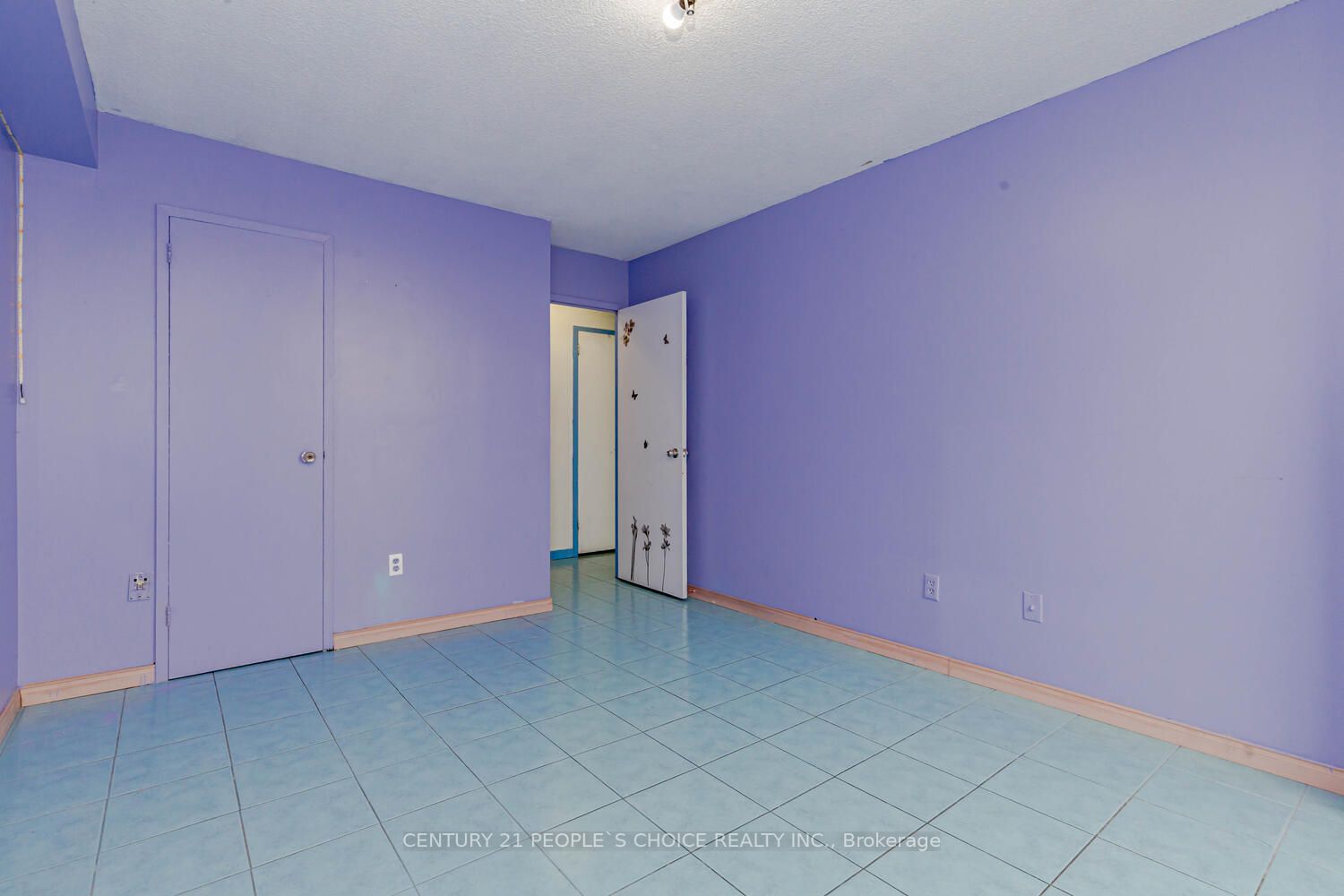 15 Kensington Rd N, #1209
