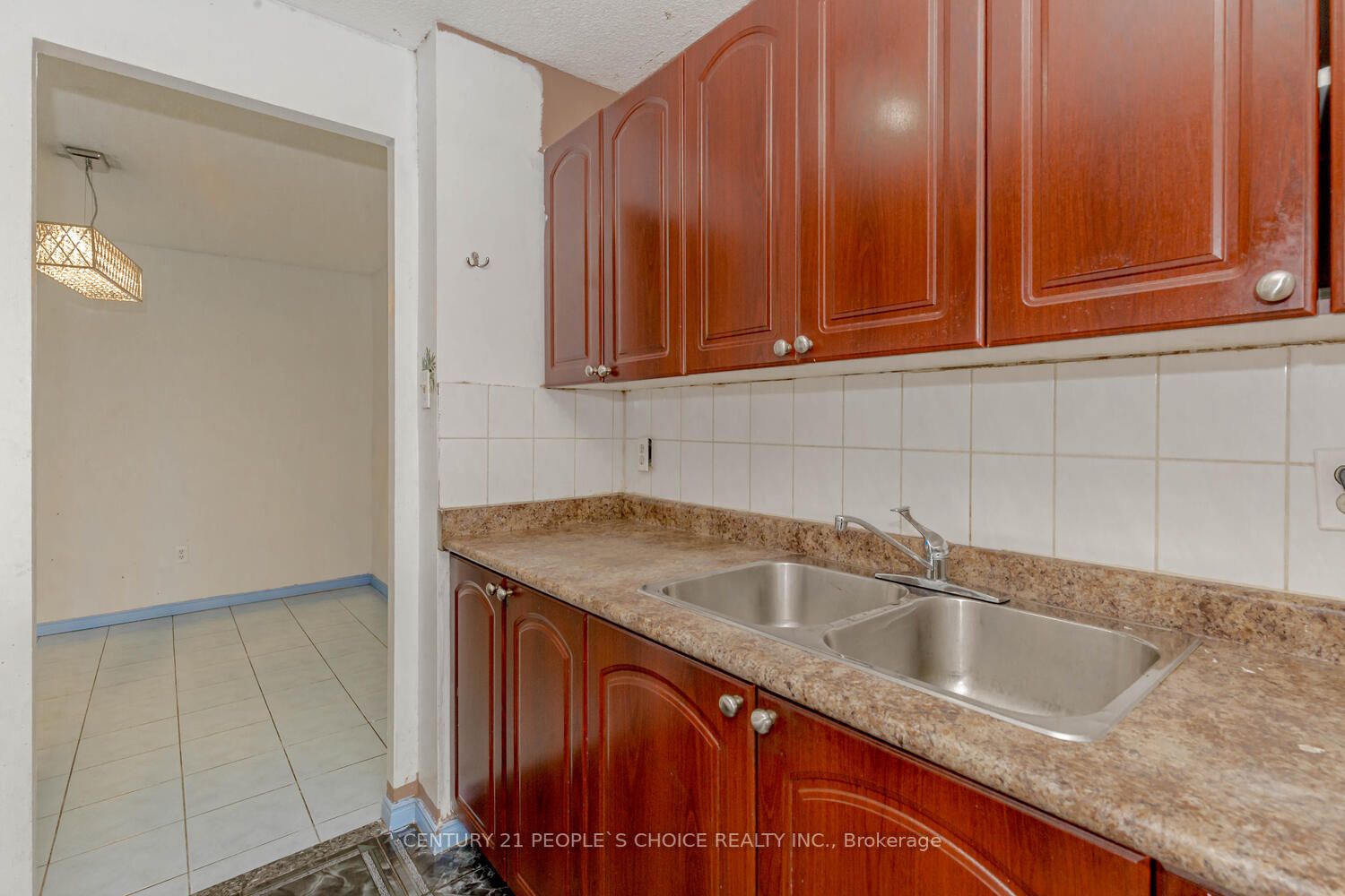15 Kensington Rd N, #1209