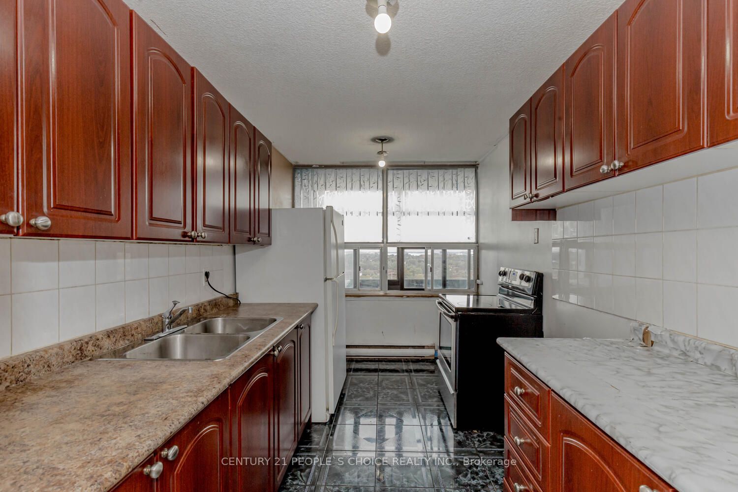 15 Kensington Rd N, #1209