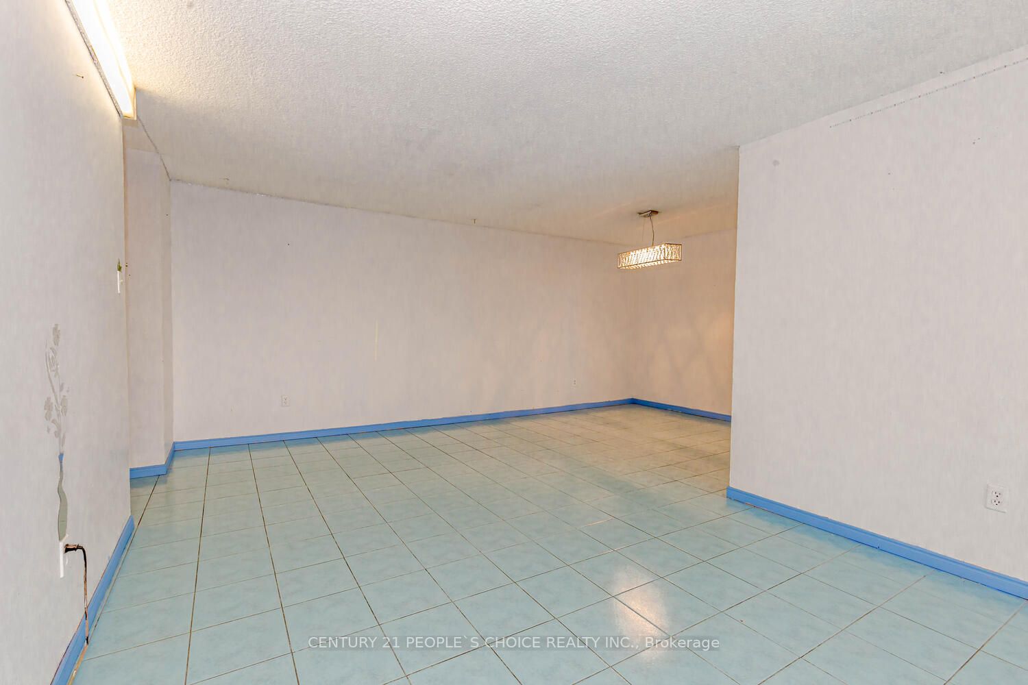 15 Kensington Rd N, #1209