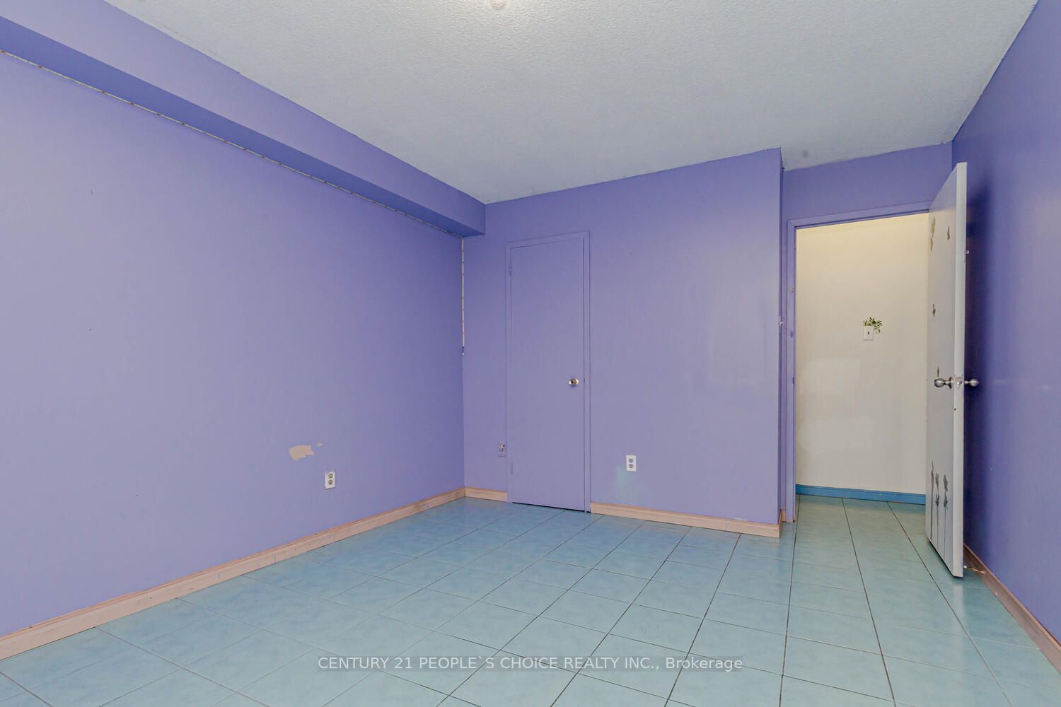 15 Kensington Rd N, #1209