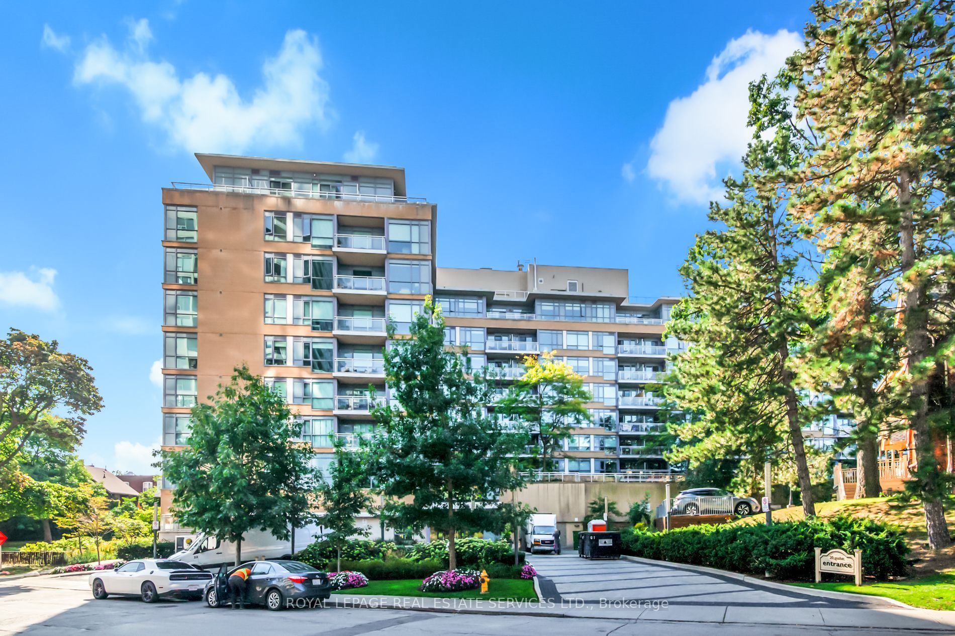 20 Gothic Ave, #405