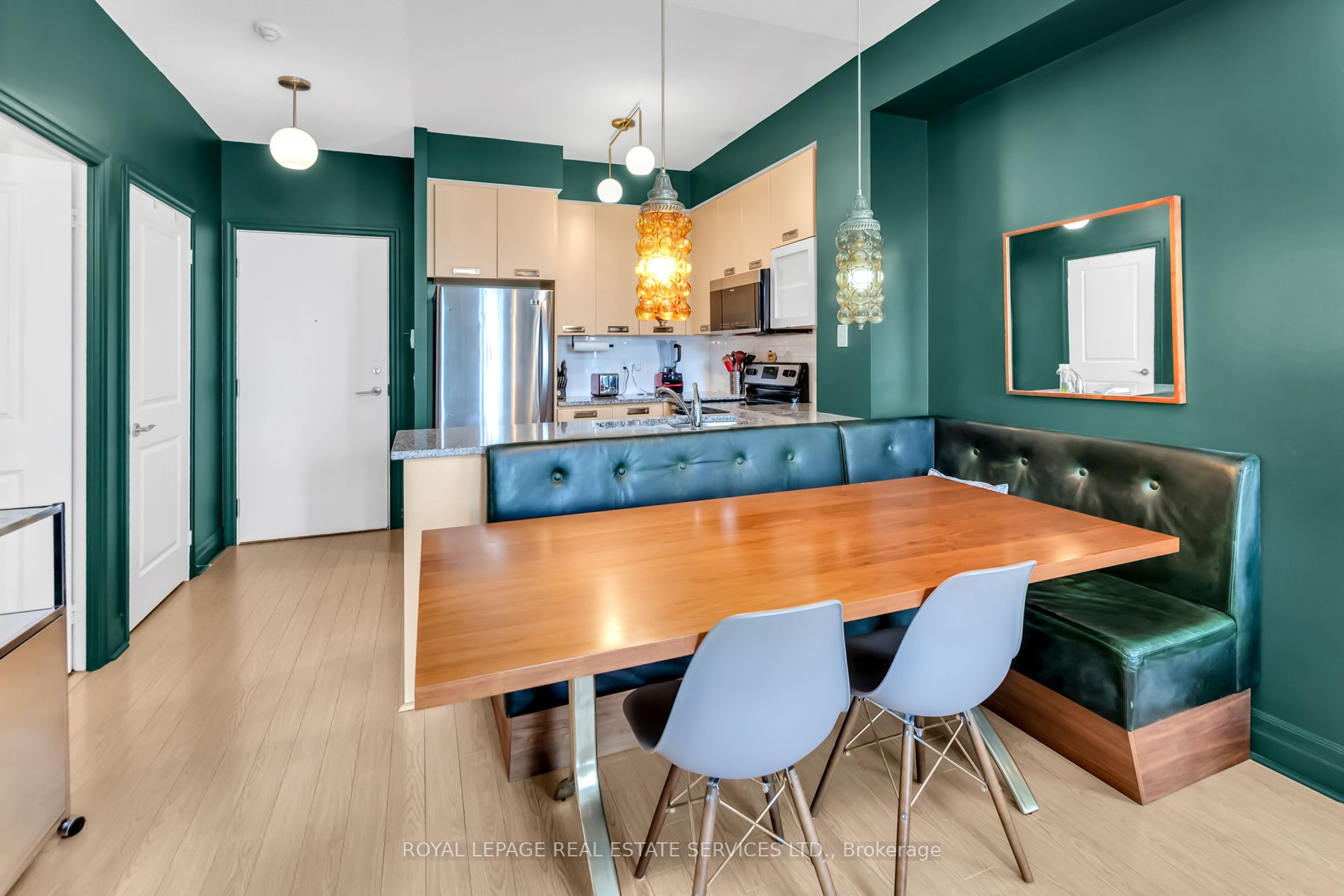 20 Gothic Ave, #405