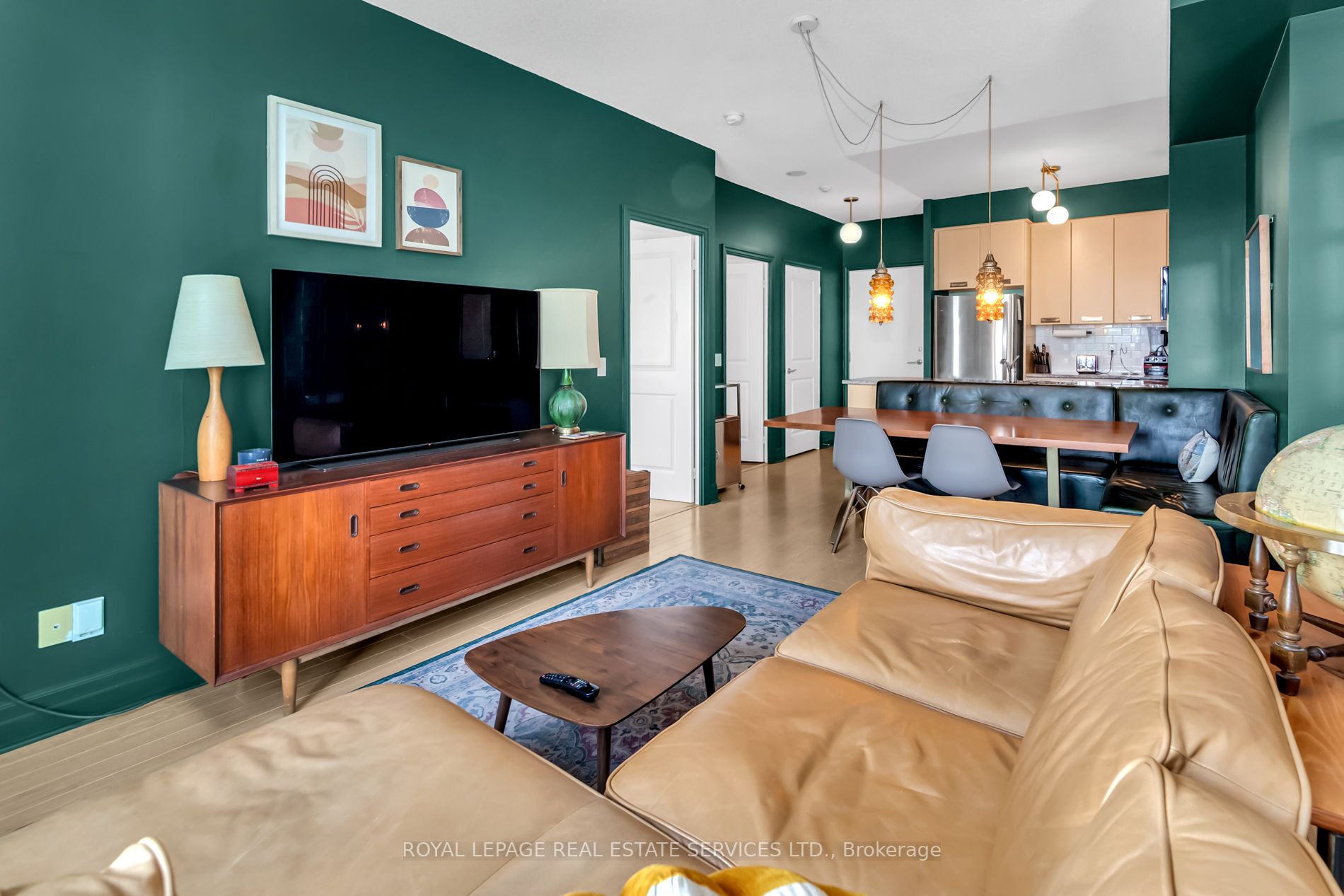 20 Gothic Ave, #405