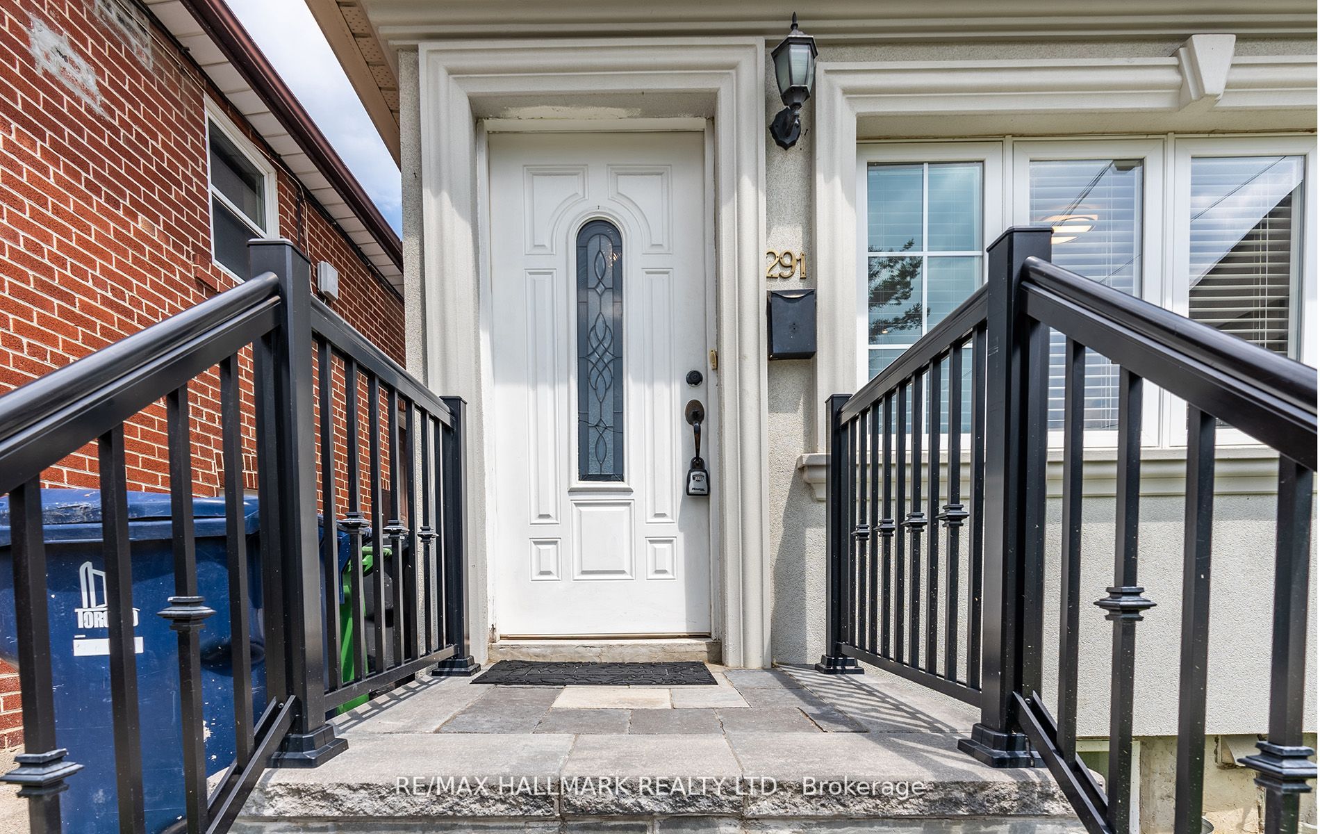 291 Boon Ave