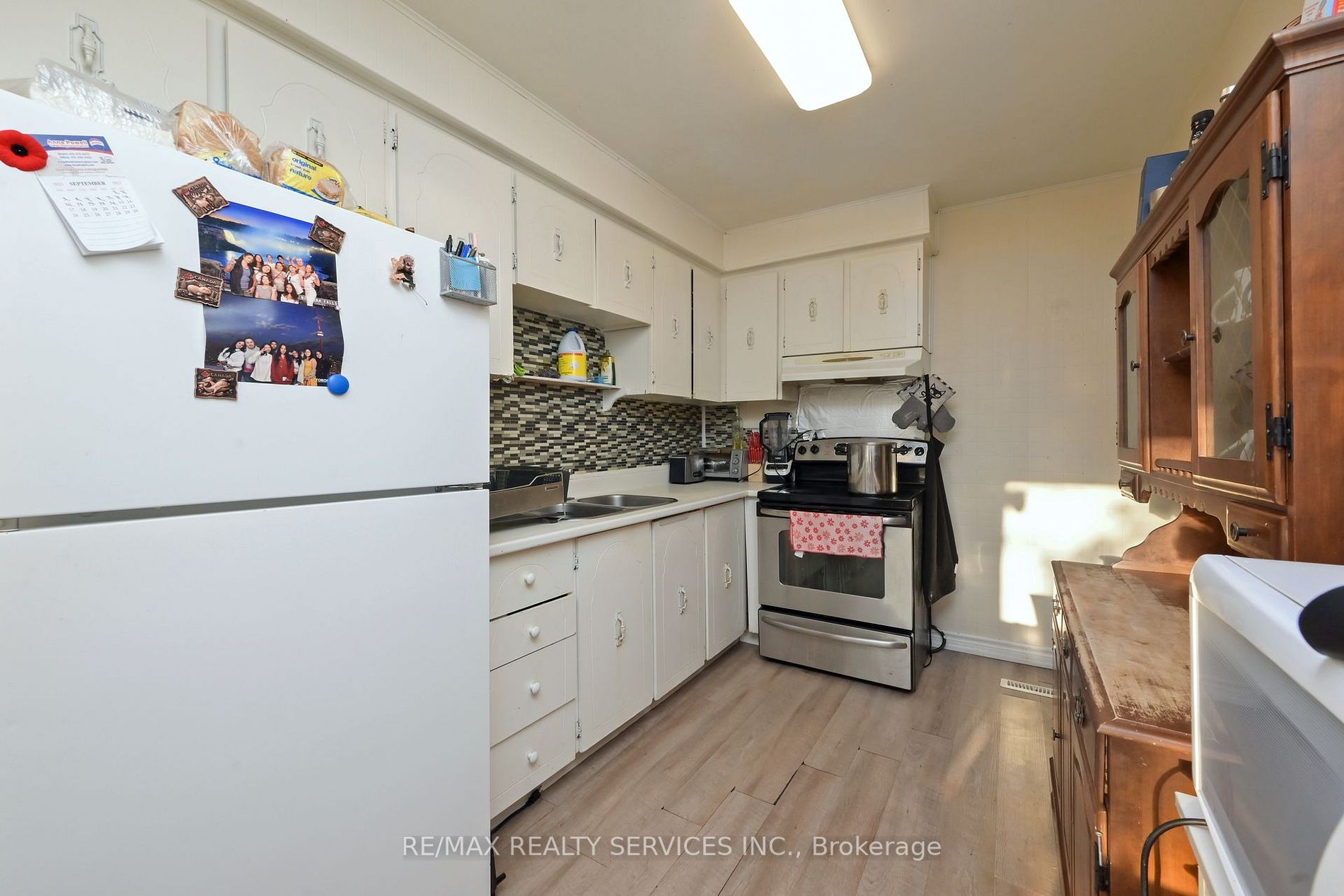 59 Baronwood Court, #59