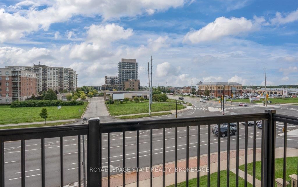 2045 APPLEBY Line, #405