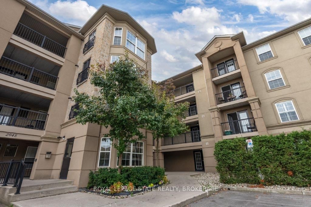 2045 APPLEBY Line, #405