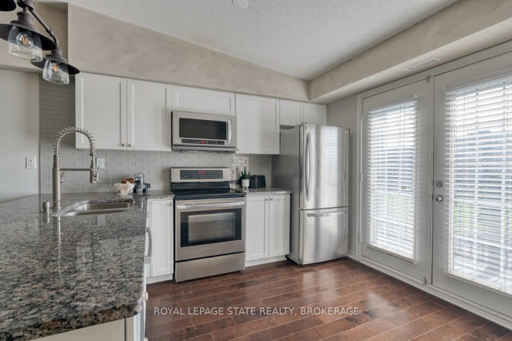 2045 APPLEBY Line, #405