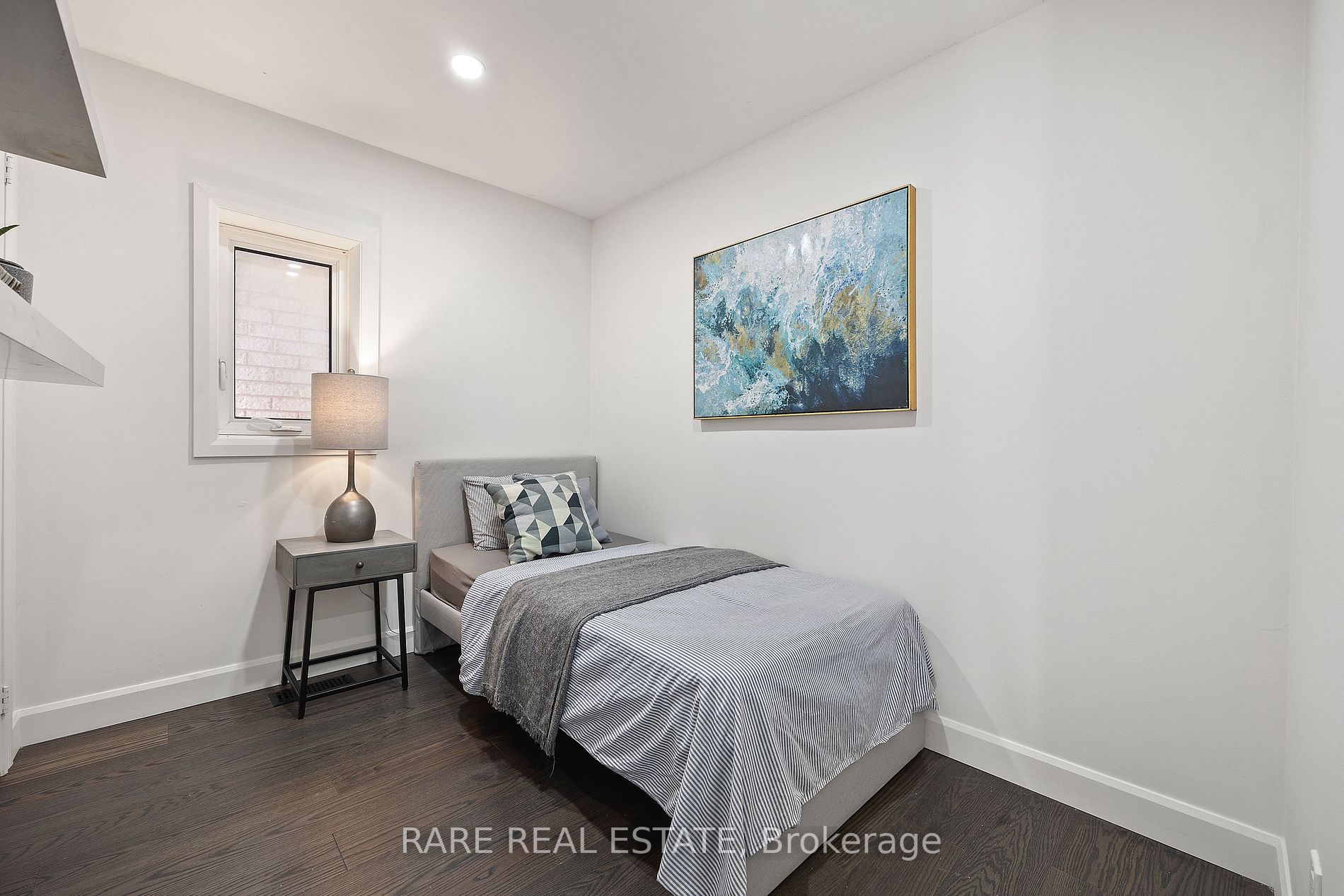 28 Guestville Ave