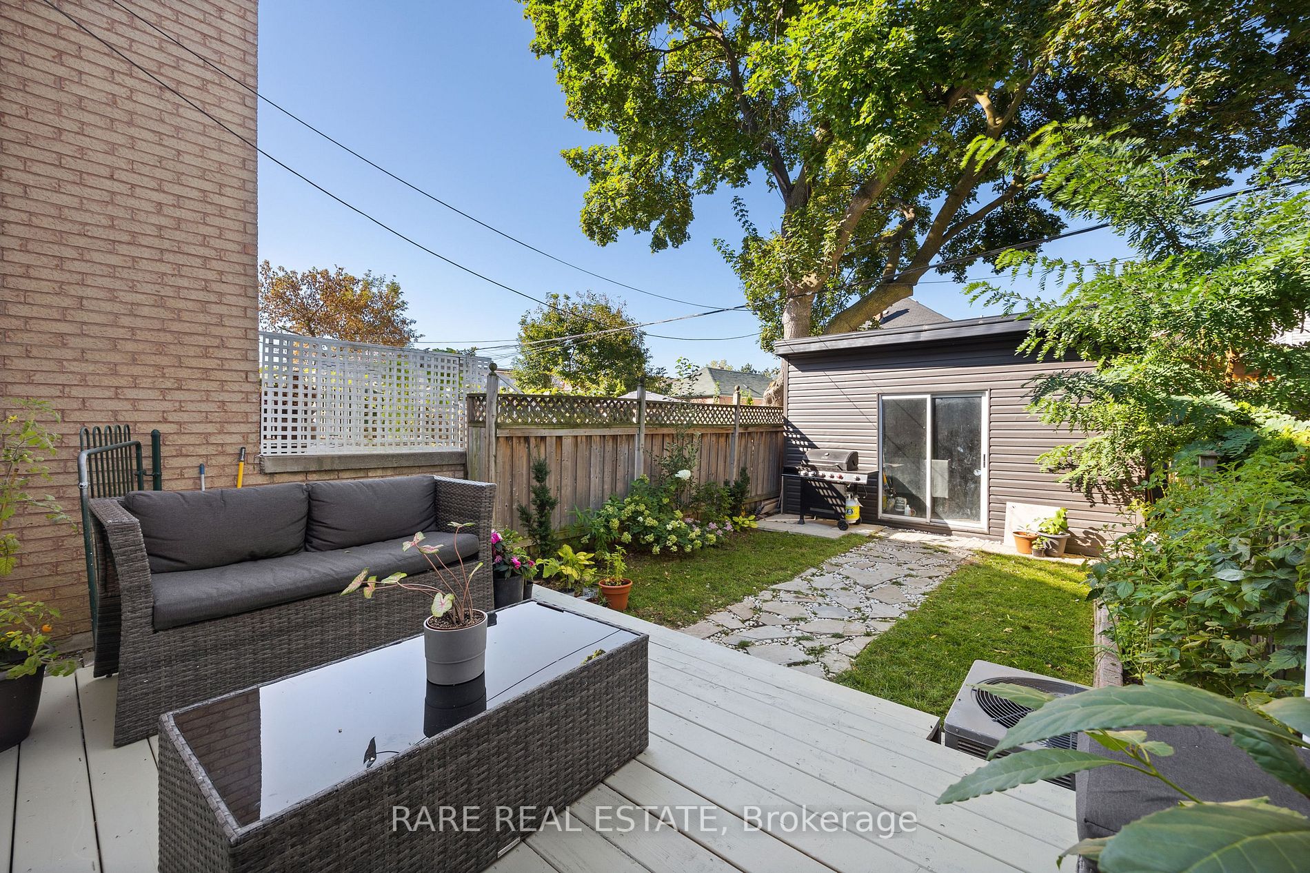 28 Guestville Ave