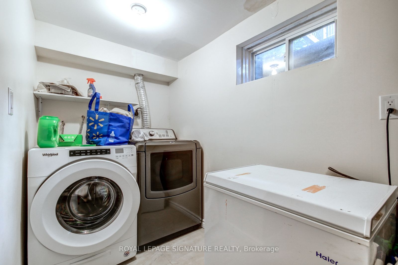 4188 Martlen Cres