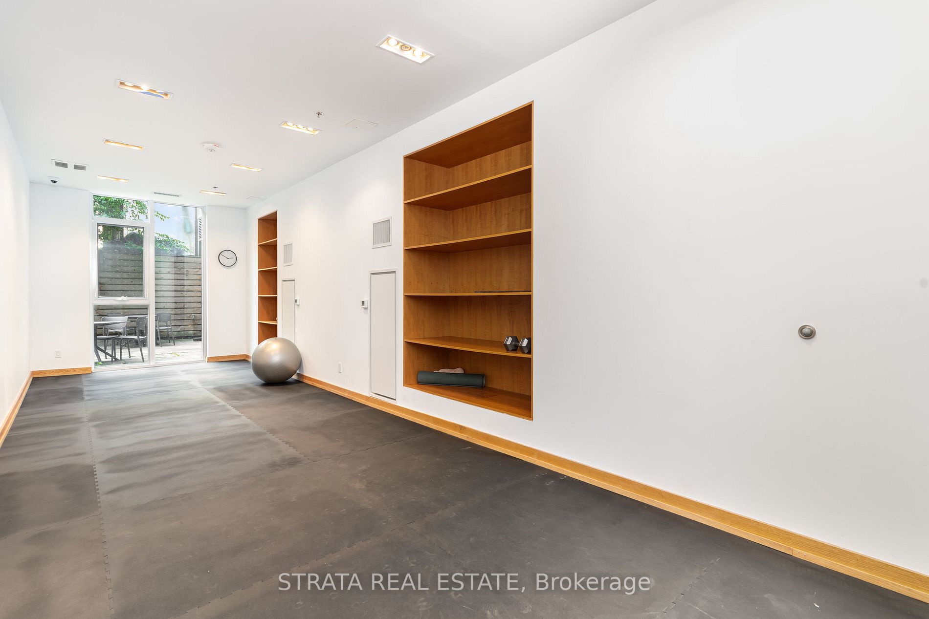 38 Howard Park Avenue, #418