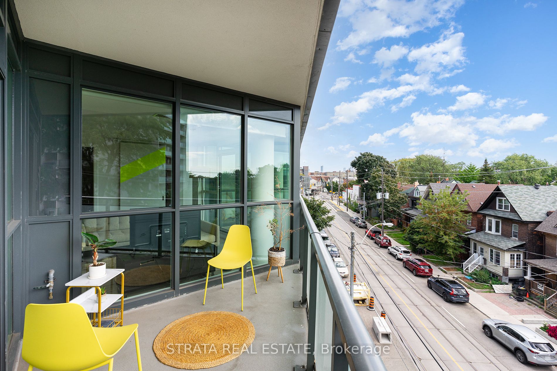38 Howard Park Avenue, #418