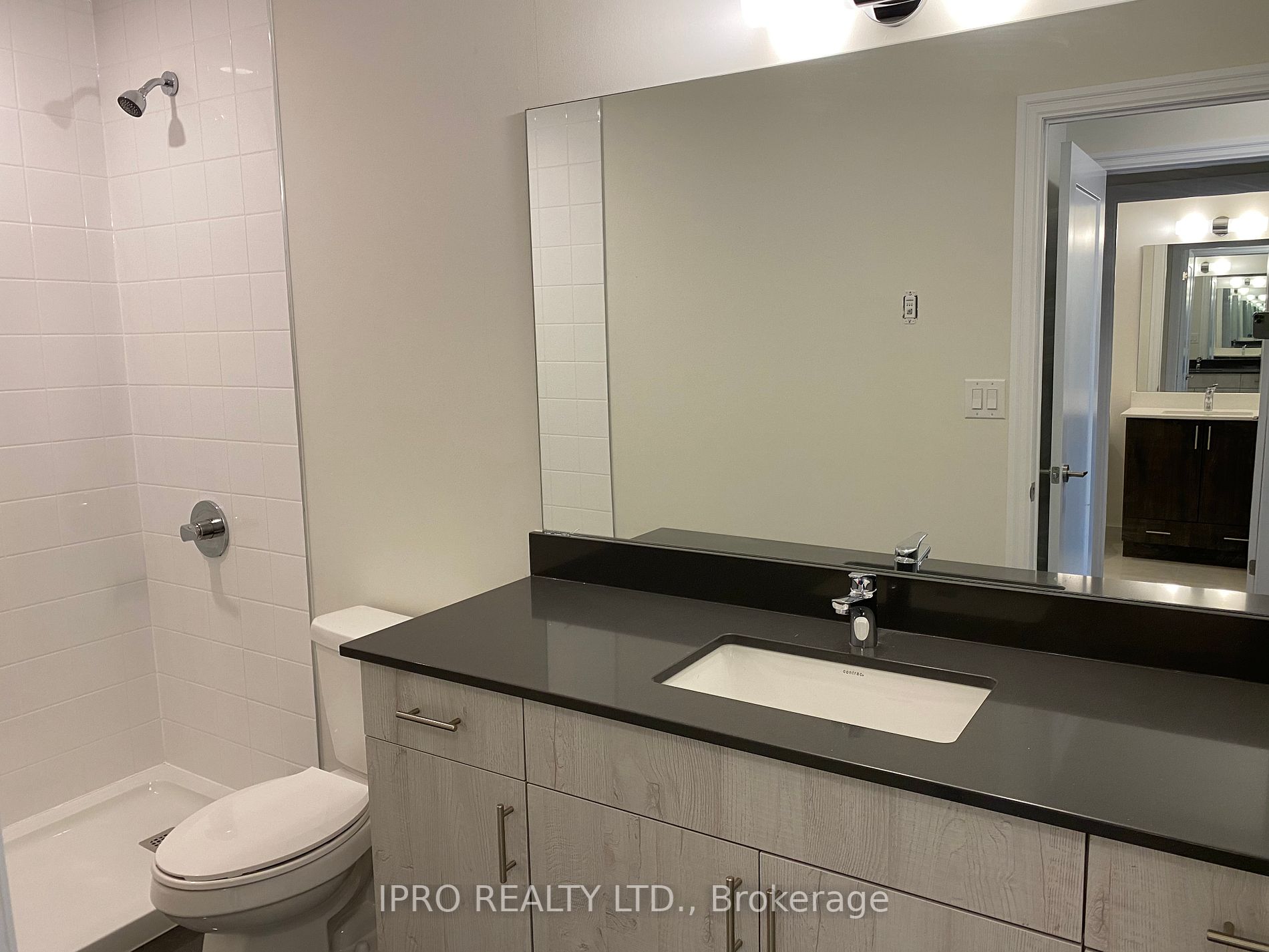 665 Cricklewood Drive, #727