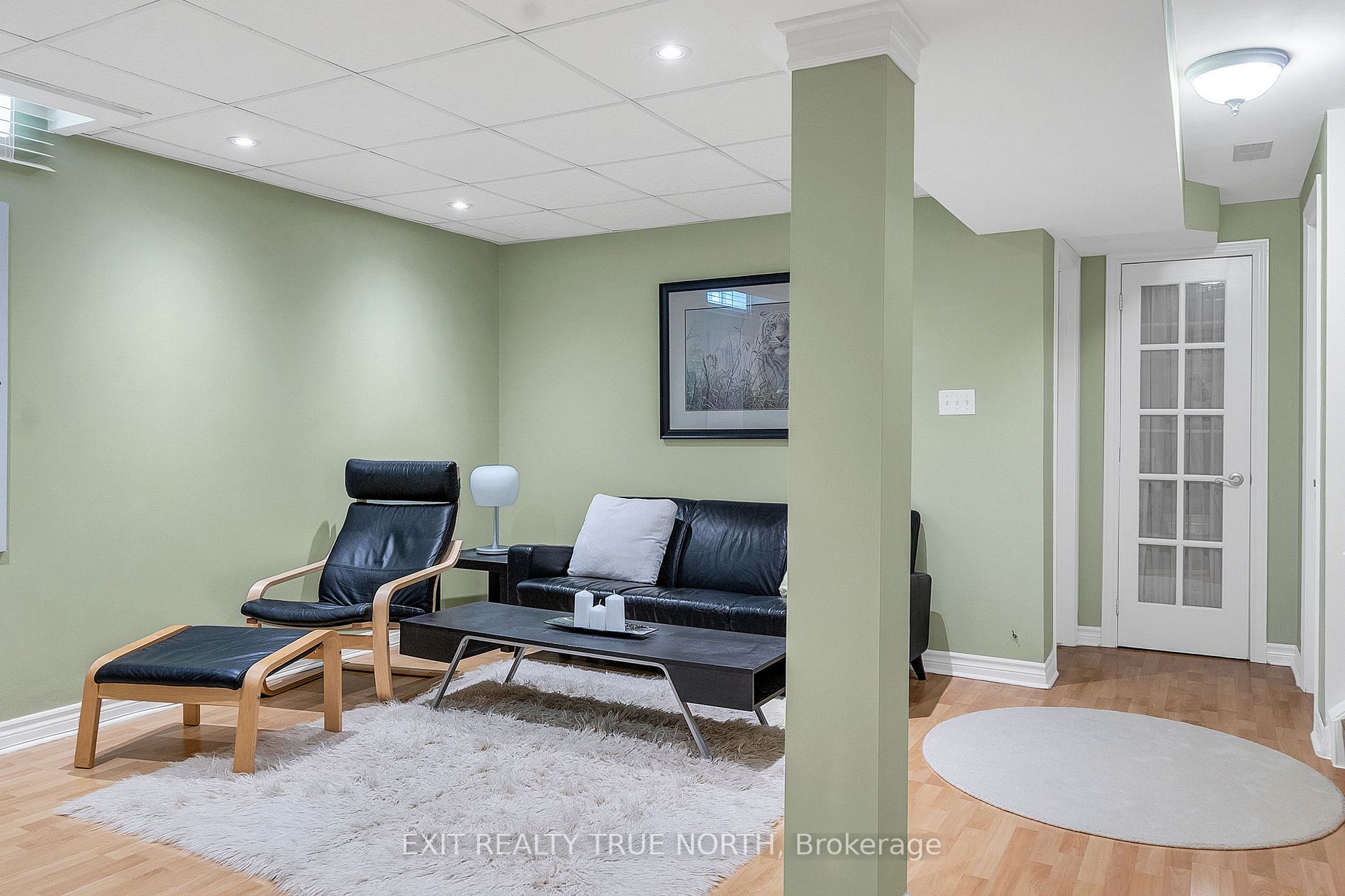 28 Fairbank Court