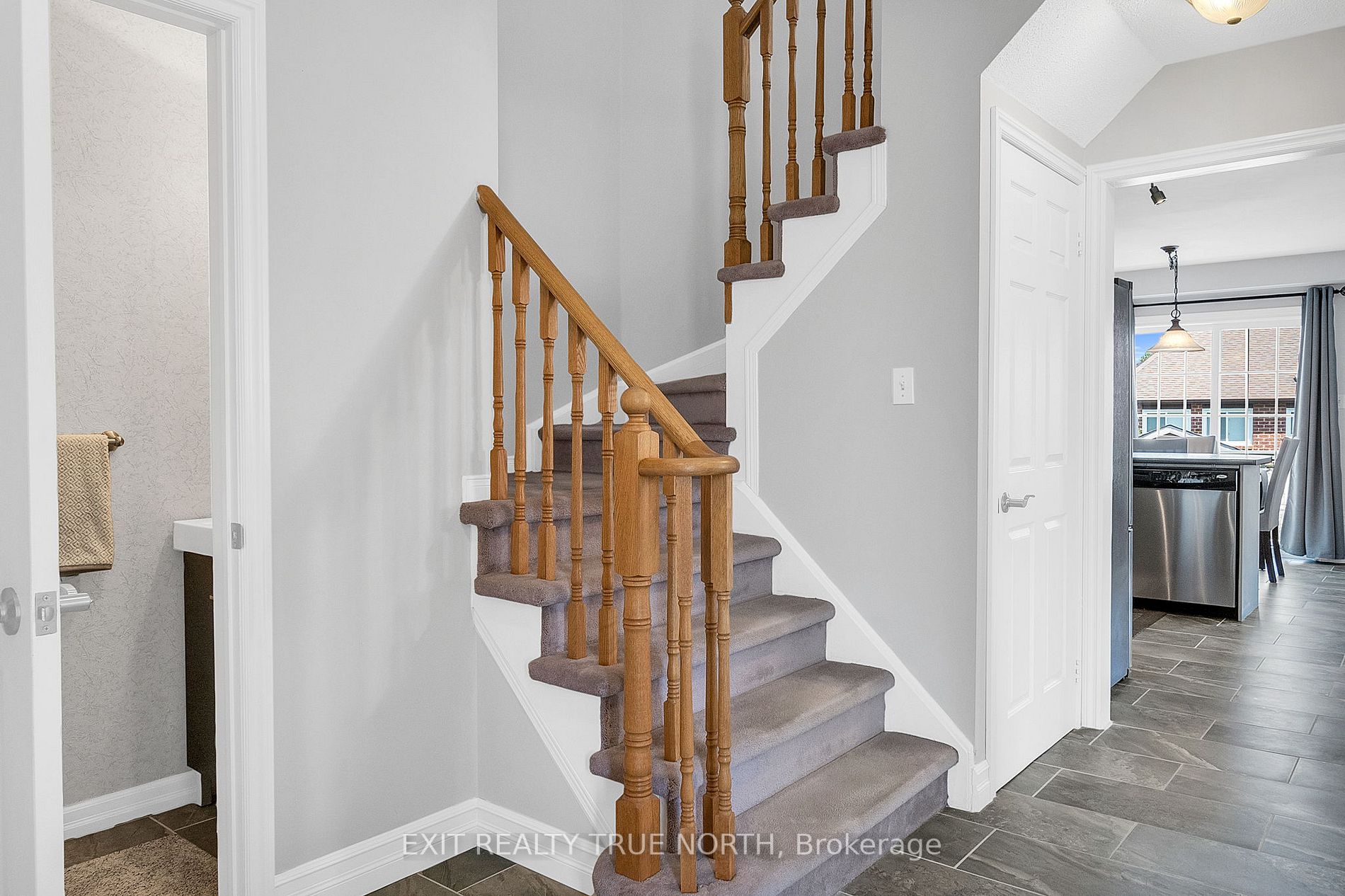 28 Fairbank Crt