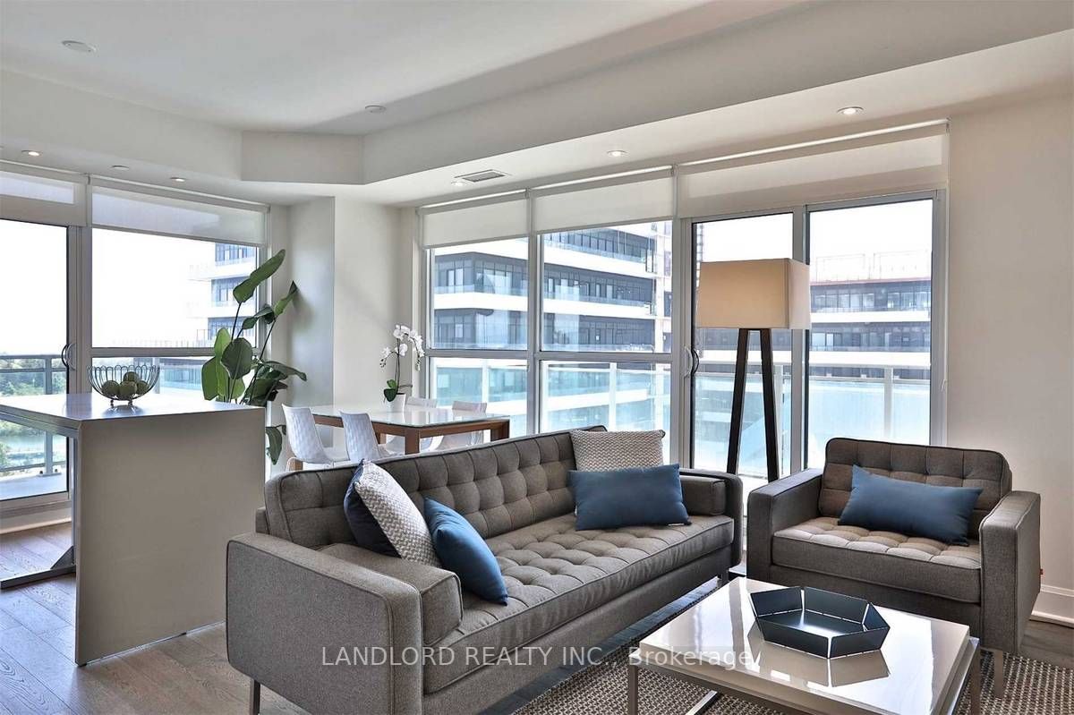 33 Shore Breeze Dr, #410