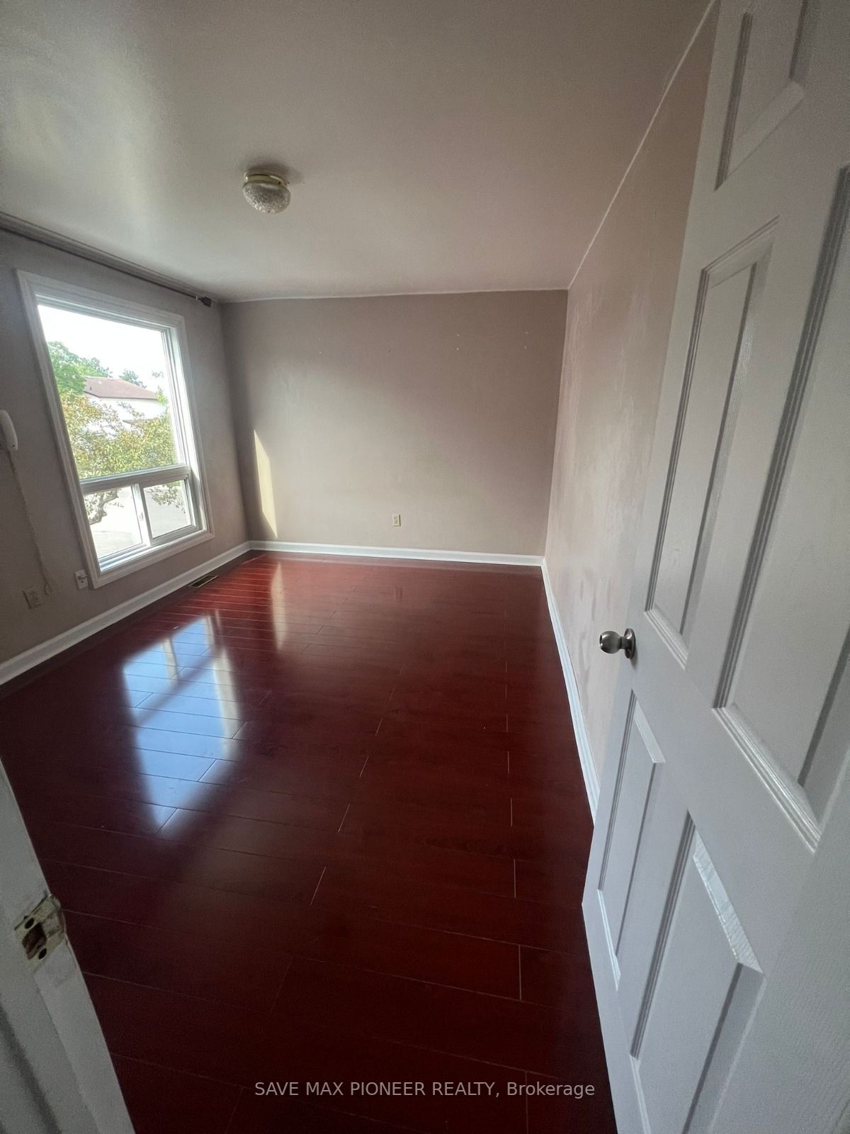 28 Gailwood Crt, #(Upper)