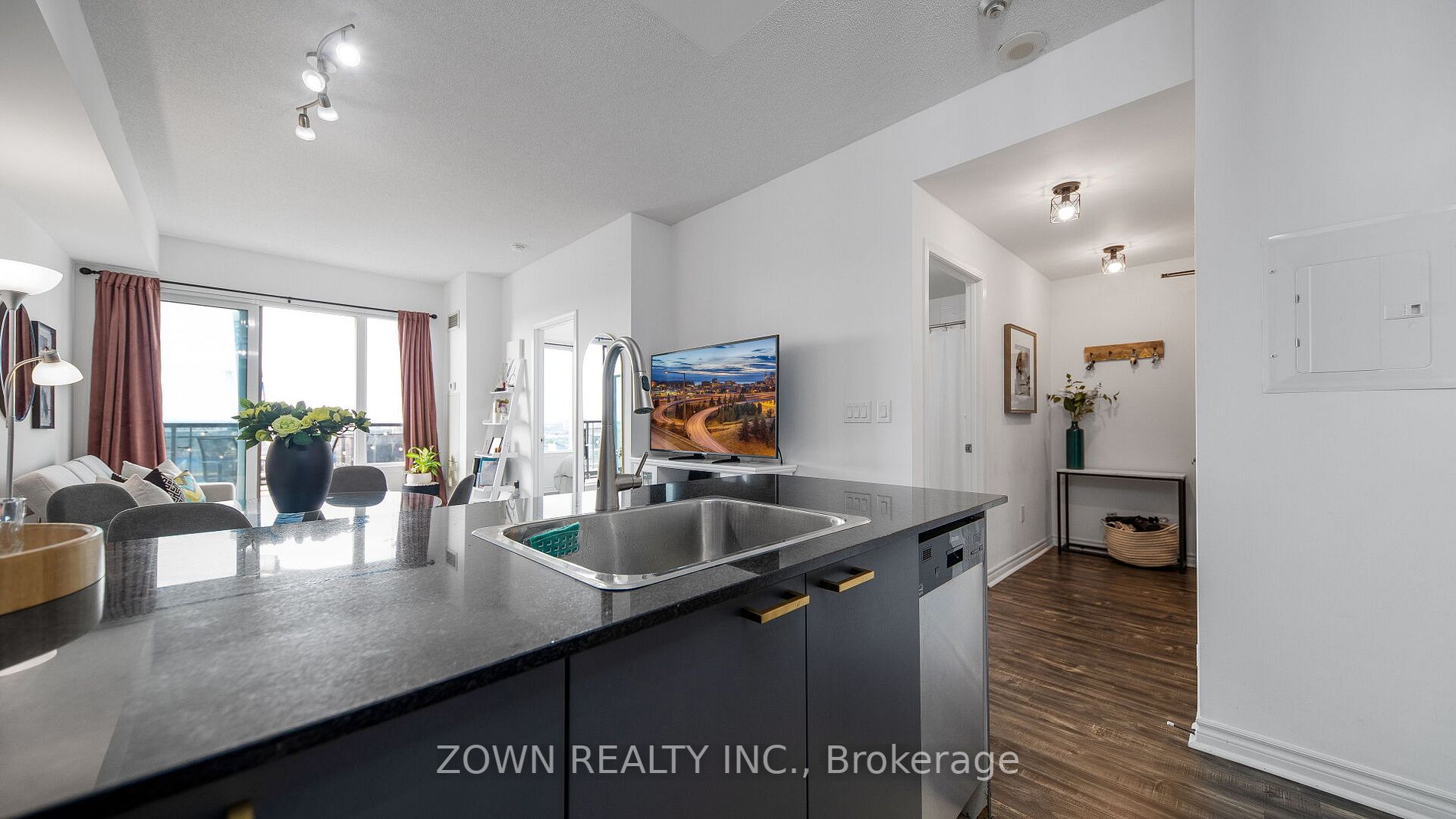 385 Prince Of Wales Drive, #2301